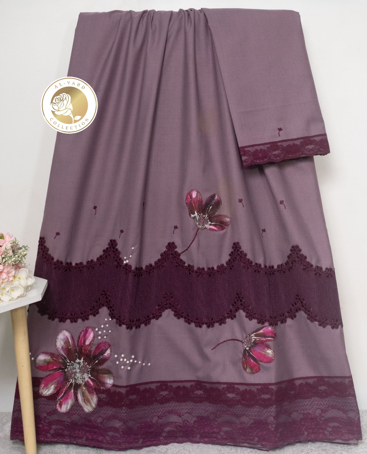 Dark Purple Rida With Smart Dark Lace & Floral Work