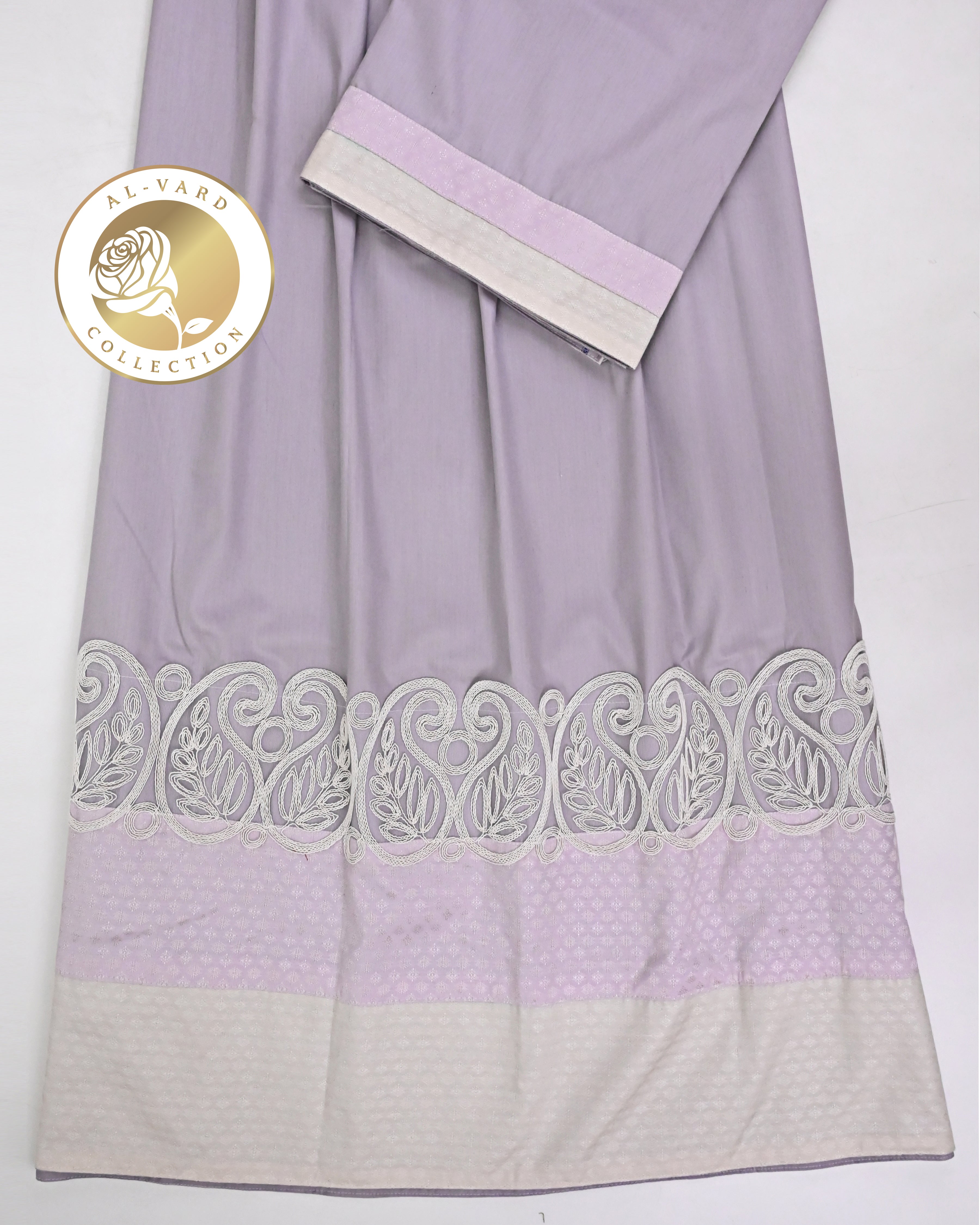 Muted Mauve Rida With Smart Floral Lace & Smart Self Print Panel