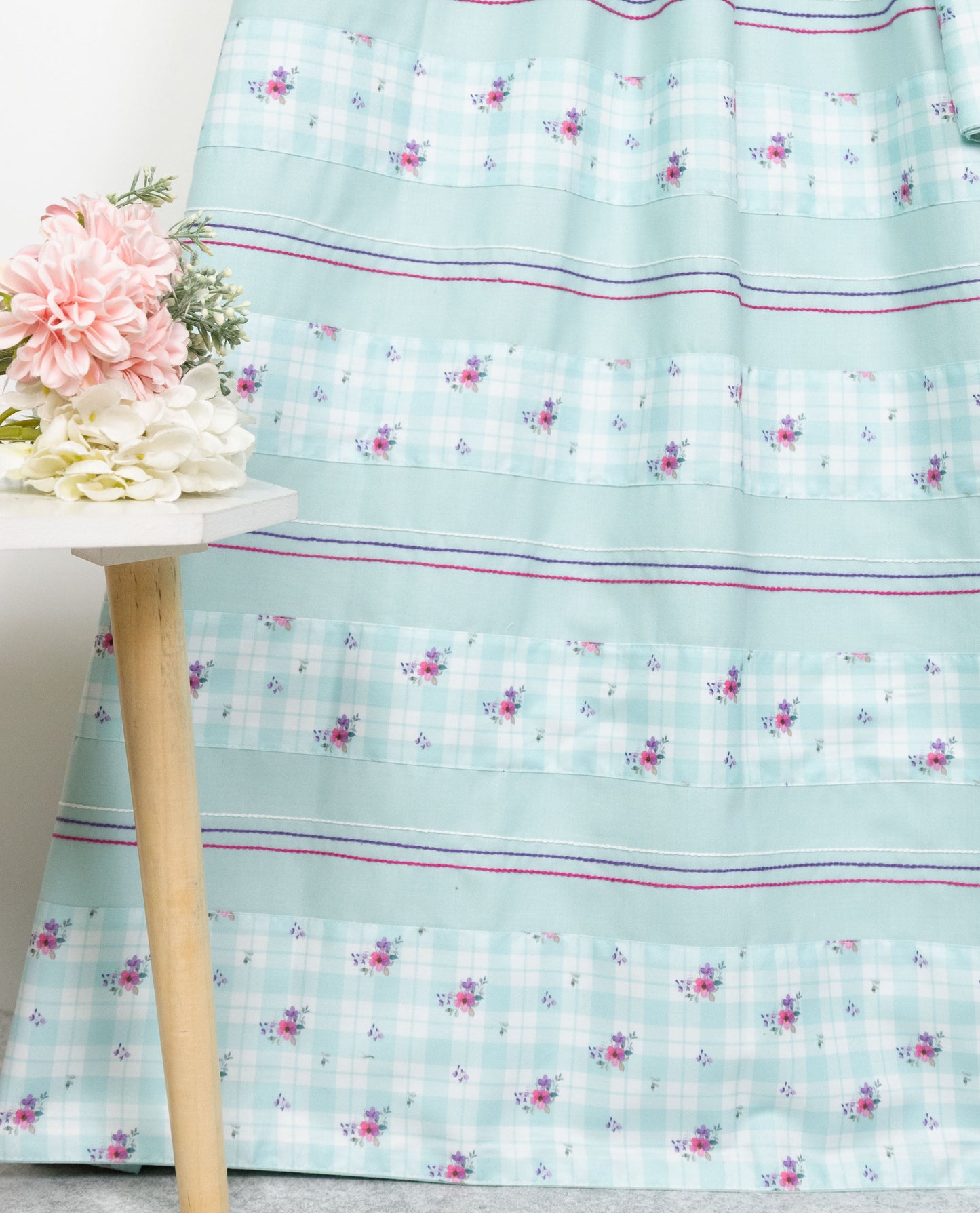 Light Blue Rida With Smart Floral Checks High Panel & Anchor Pattern