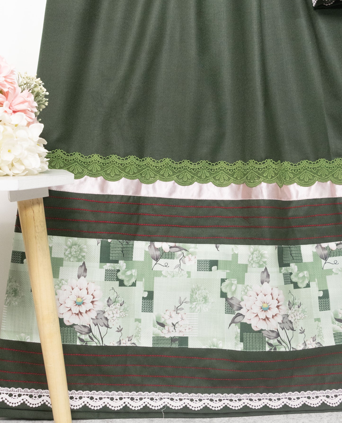 Dark Green Rida With Smart Design Panel & Anchor Pattern
