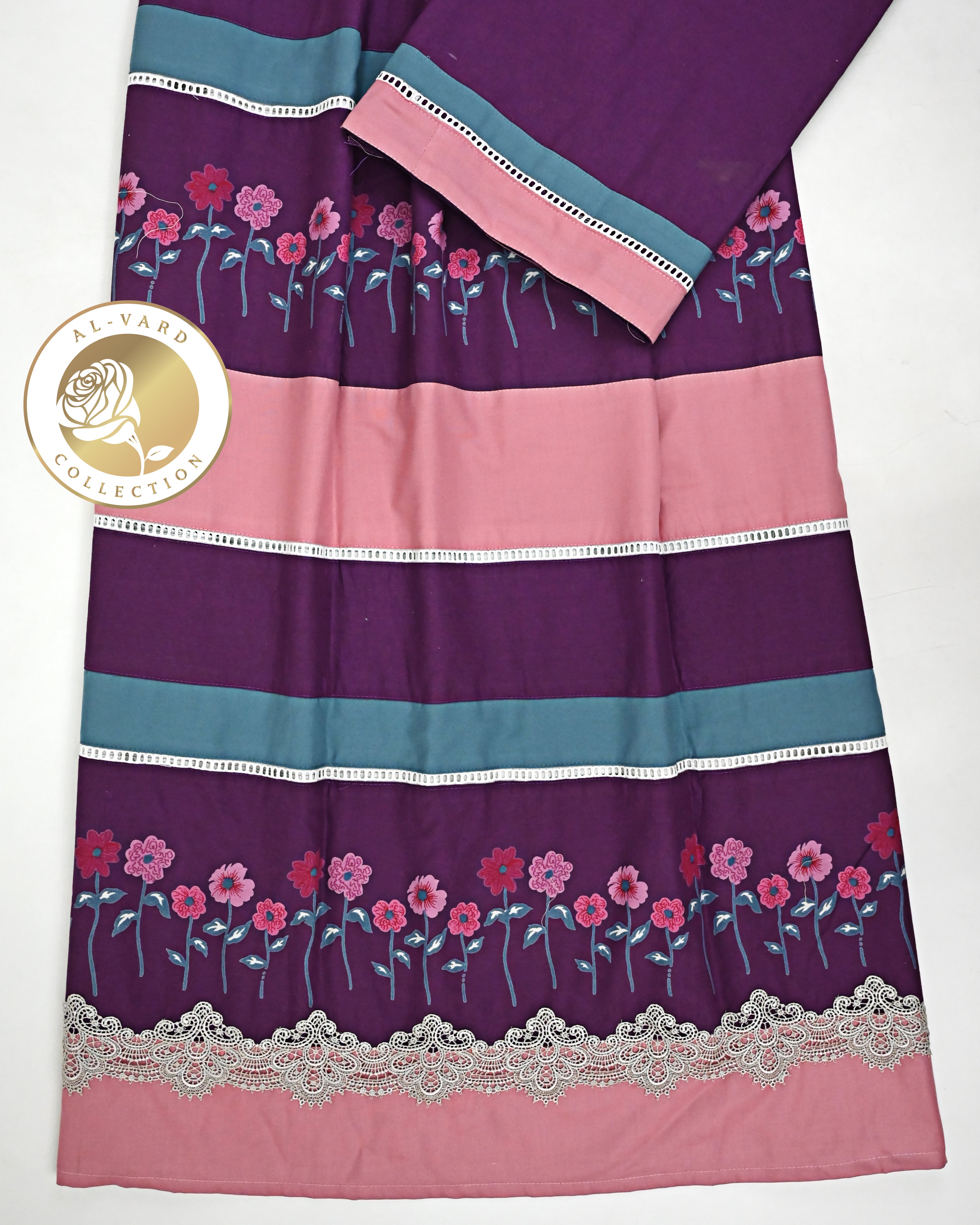 Dark Purple Pink Blue Fancy Pattern Floral Border & Smart Lace