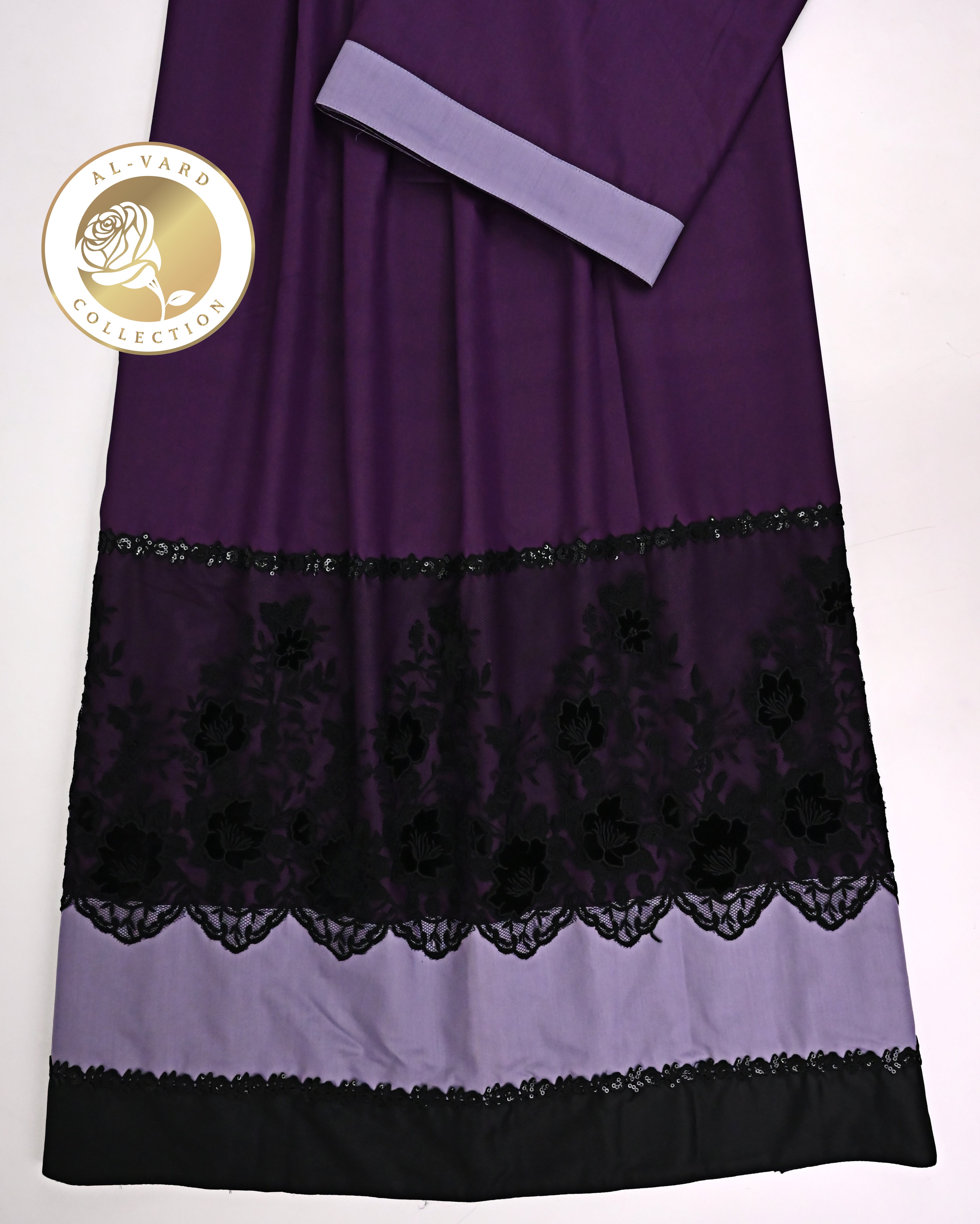 Deep Violet Rida With Smart Black Floral Shining Lace & Smart Panel-2150/-