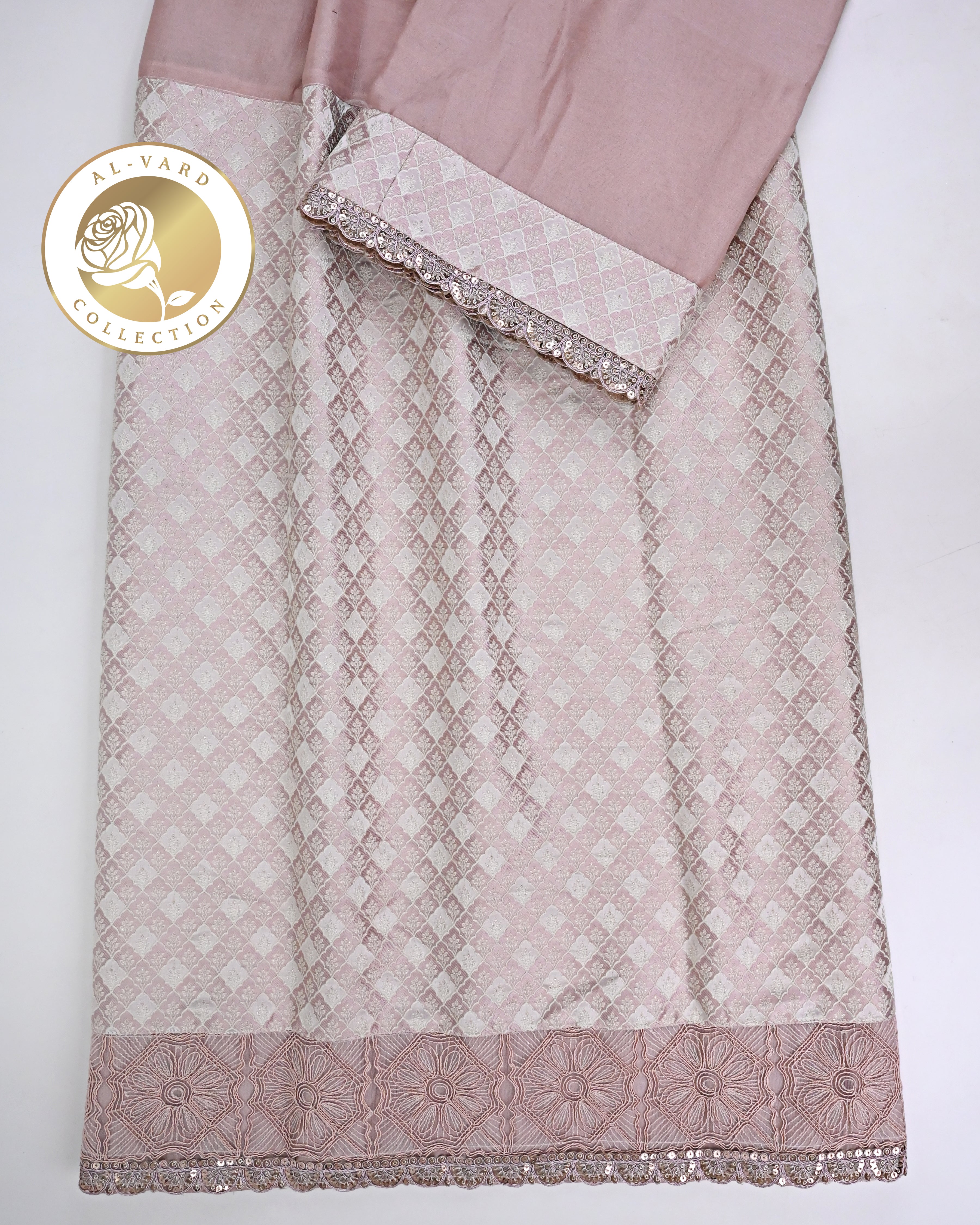 Rose Gold Rida With Smart Heavy Look High Panel & Smart Floral Lace-2800/-