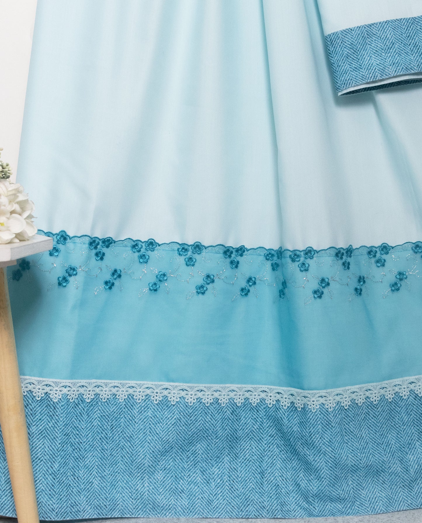 Light Blue Rida With Smart Turquoise Blue Lace & Smart Panel