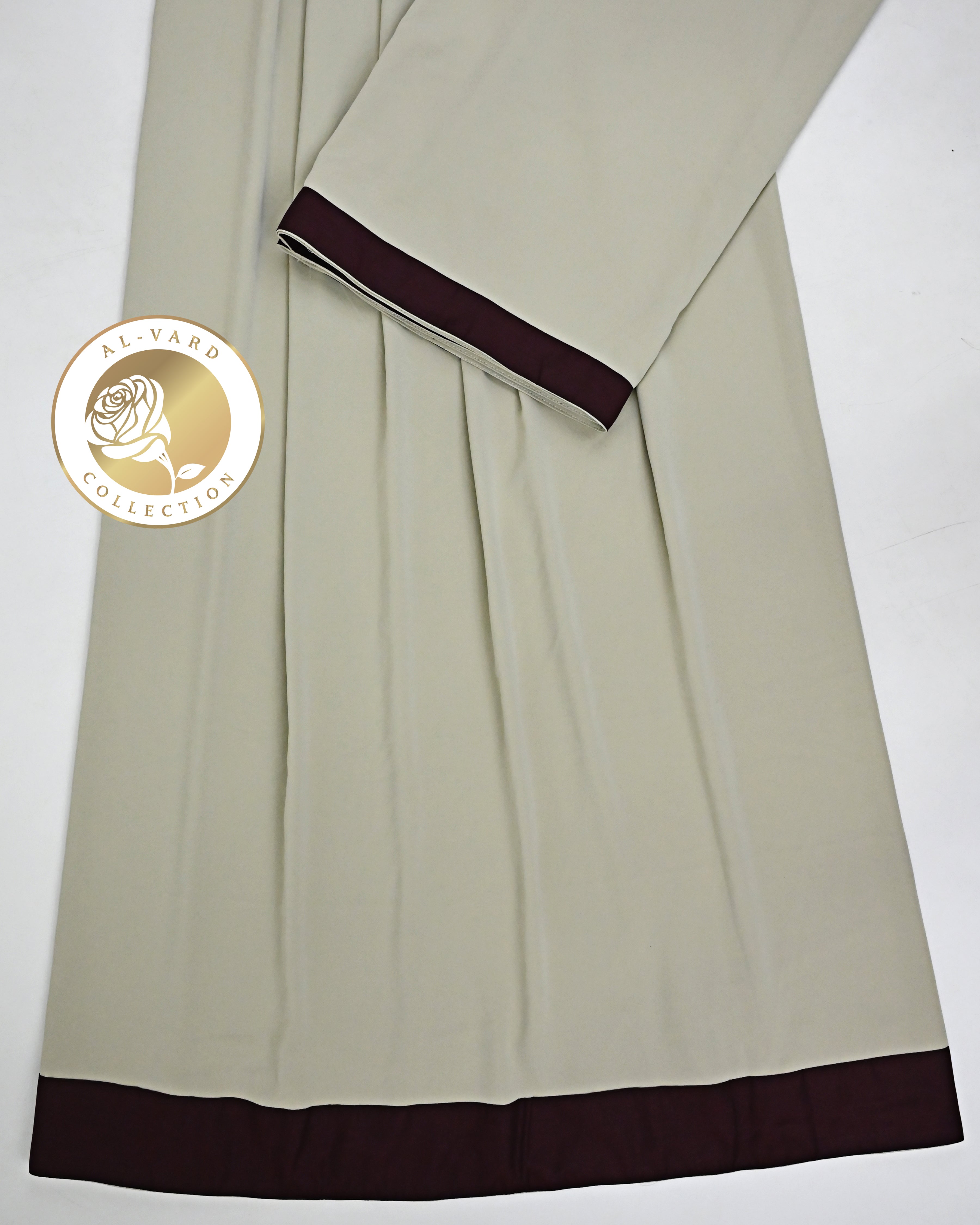 Light Greyish Green Abaya Ohbat Rida With Small Single Panel
