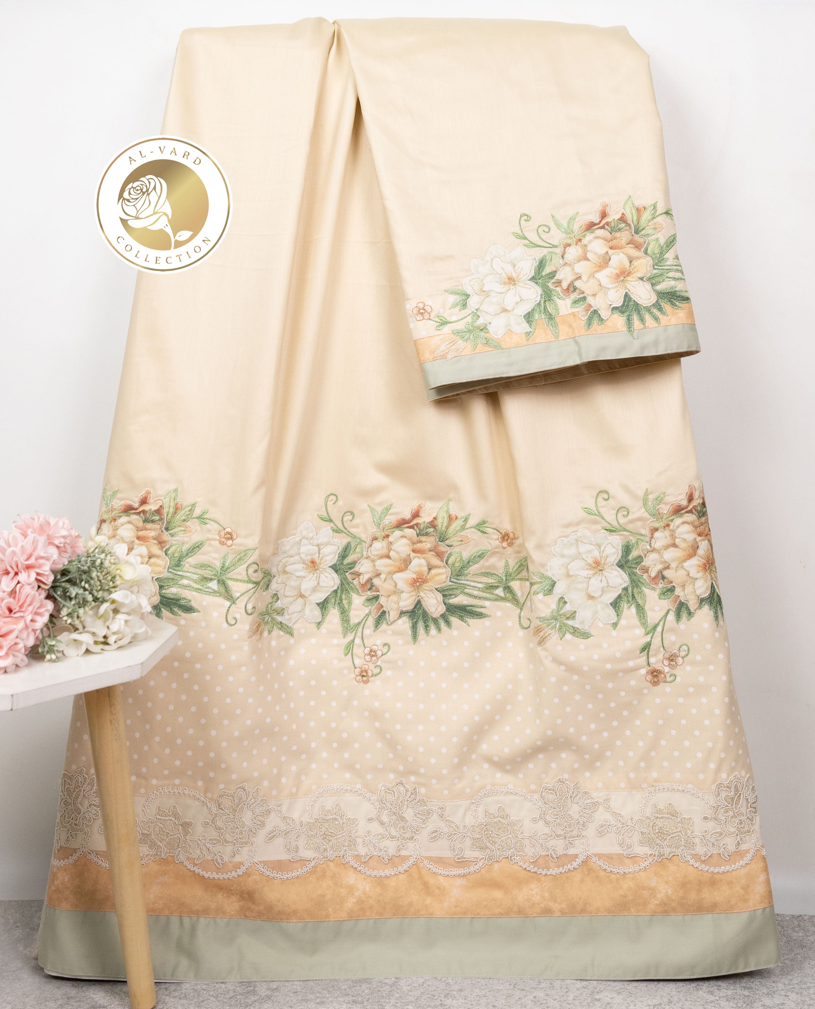Light Beige Rida With Smart Floral Applique Smart Lace & Dots Plain Panel