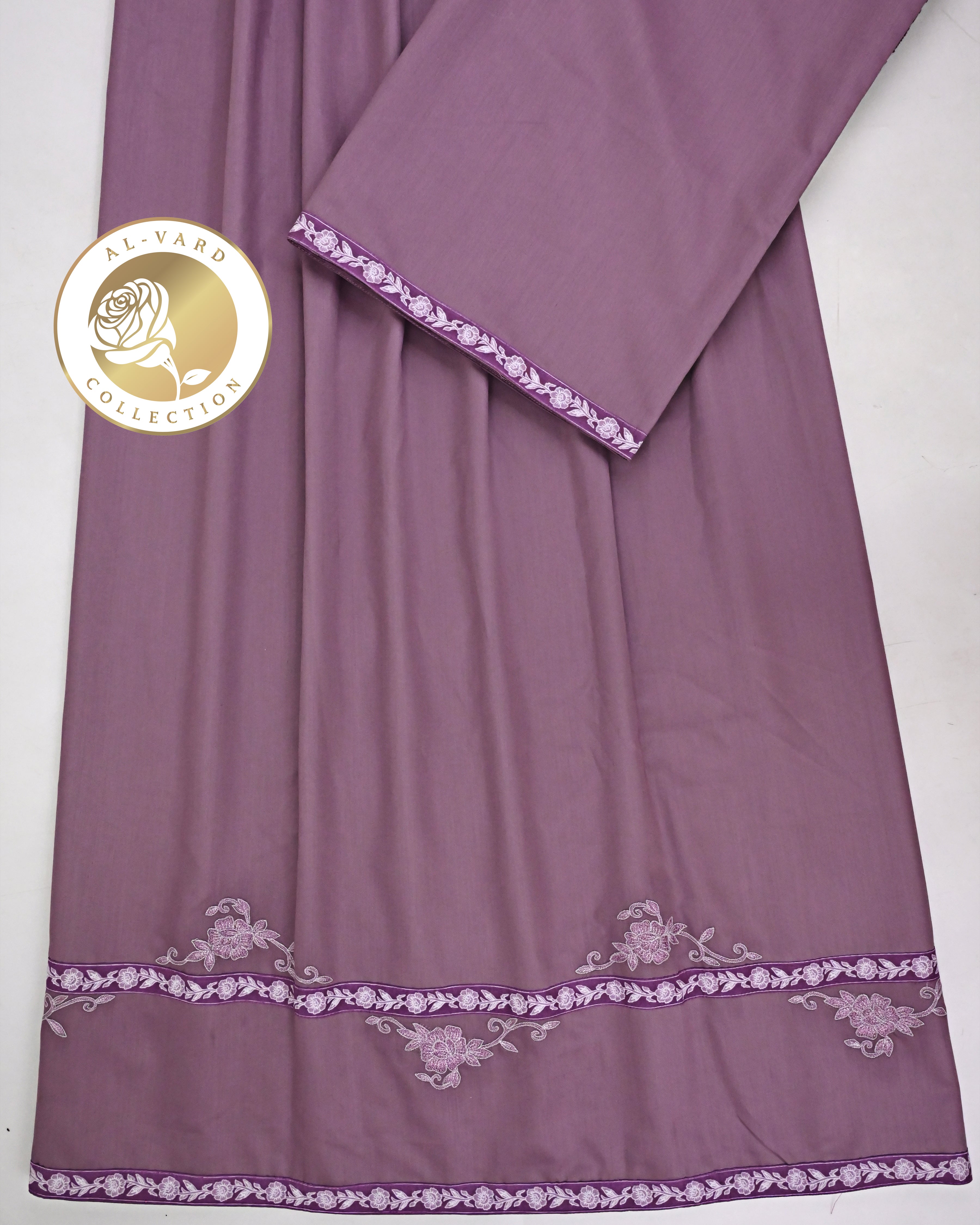 Antique Rose Rida With Smart Floral Lace & Floral Lite Work