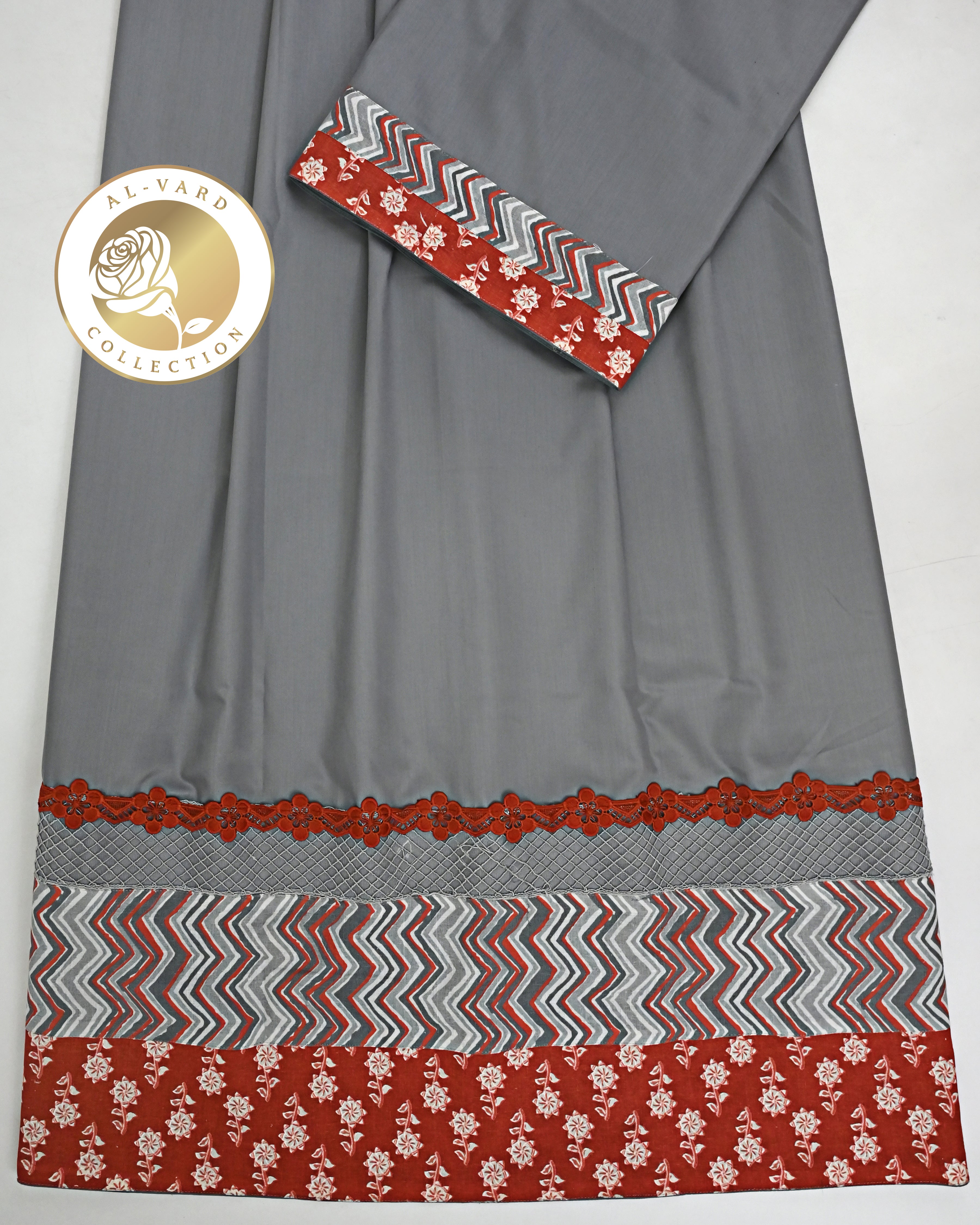 Smoked Grey Rida With Smart Lace & Smart Batik Print Panel