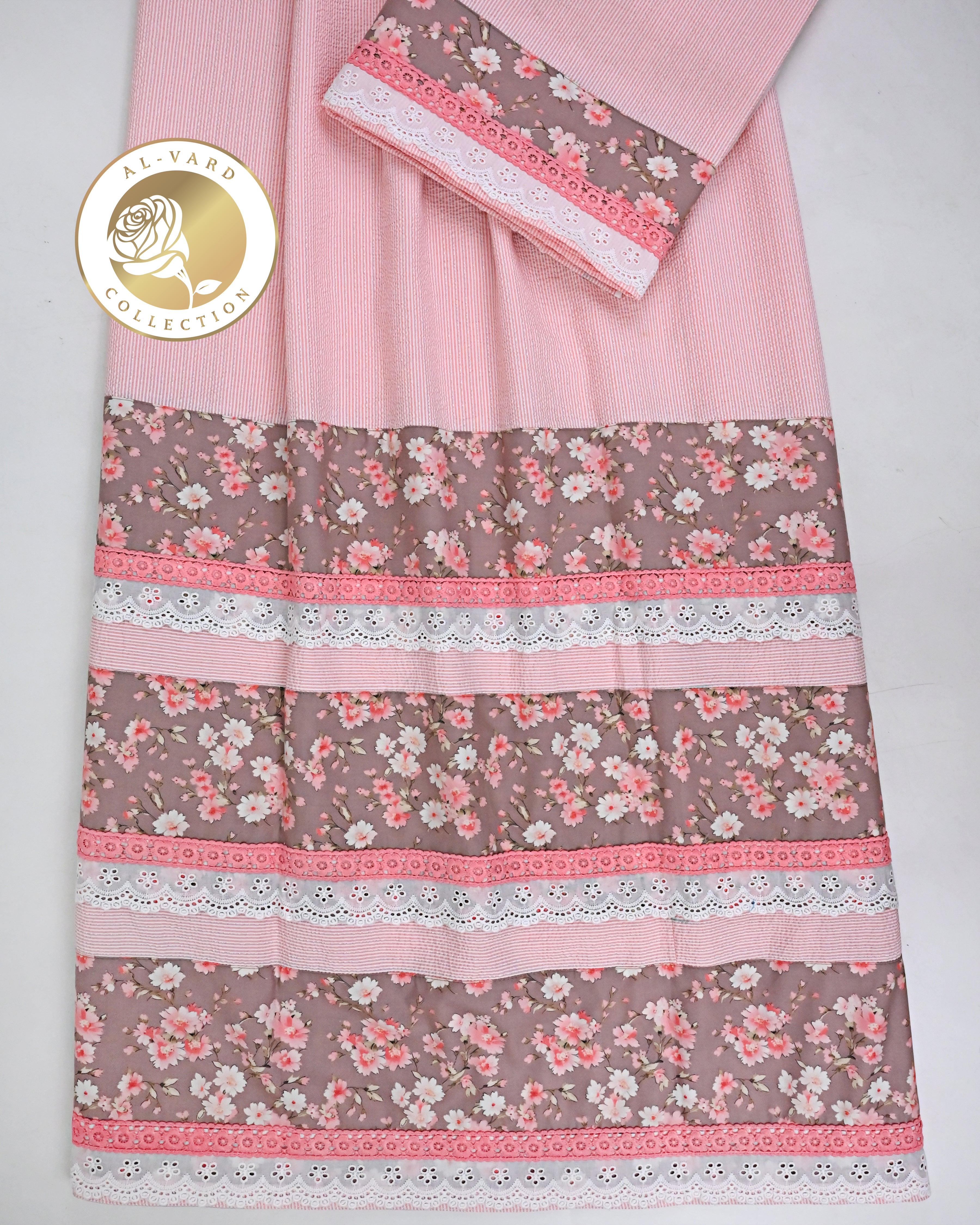 Baby Pink White Popcorn Rida With Smart High Floral Panel & Lace-2200/-