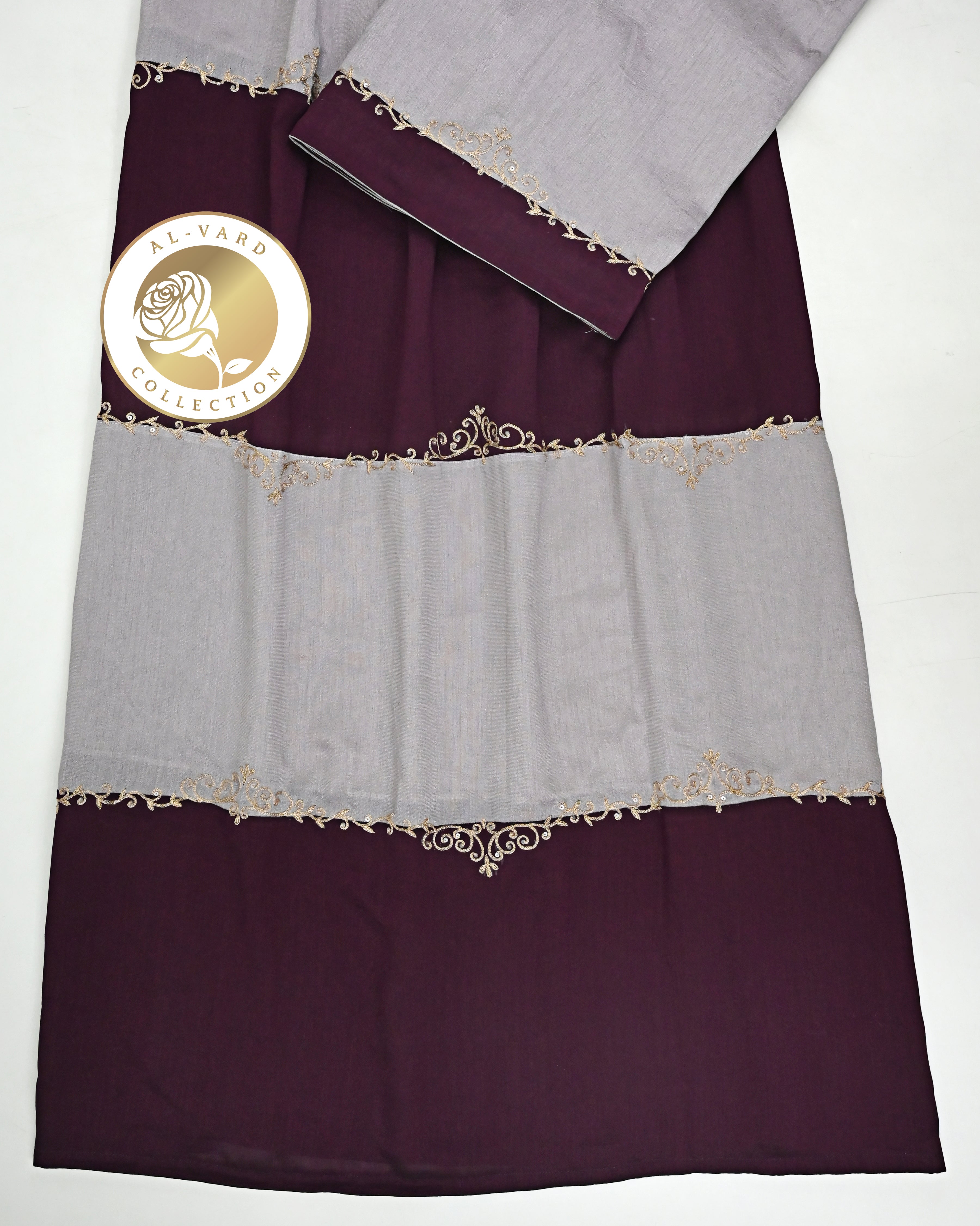 Deep Plum Rose Gold Rida With Smart Aari Triple Border