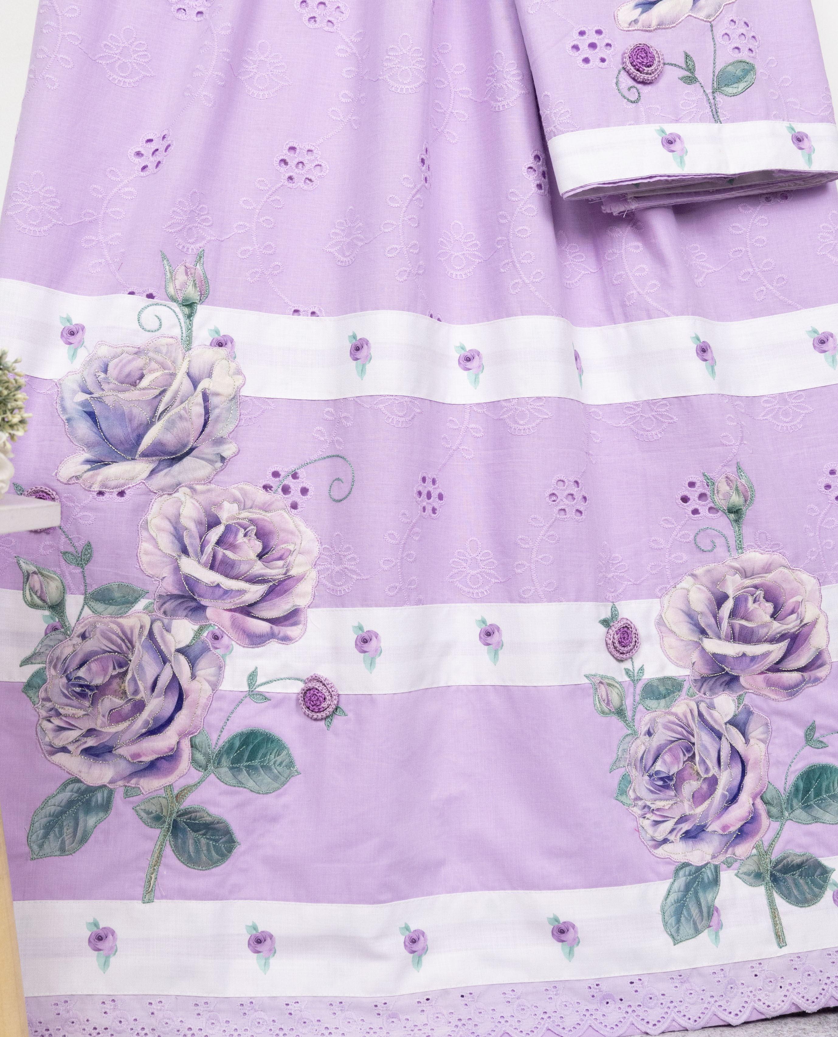 Orchid Hakoba Rida With Smart Lavendar Floral Applique & Smart Floral Panel