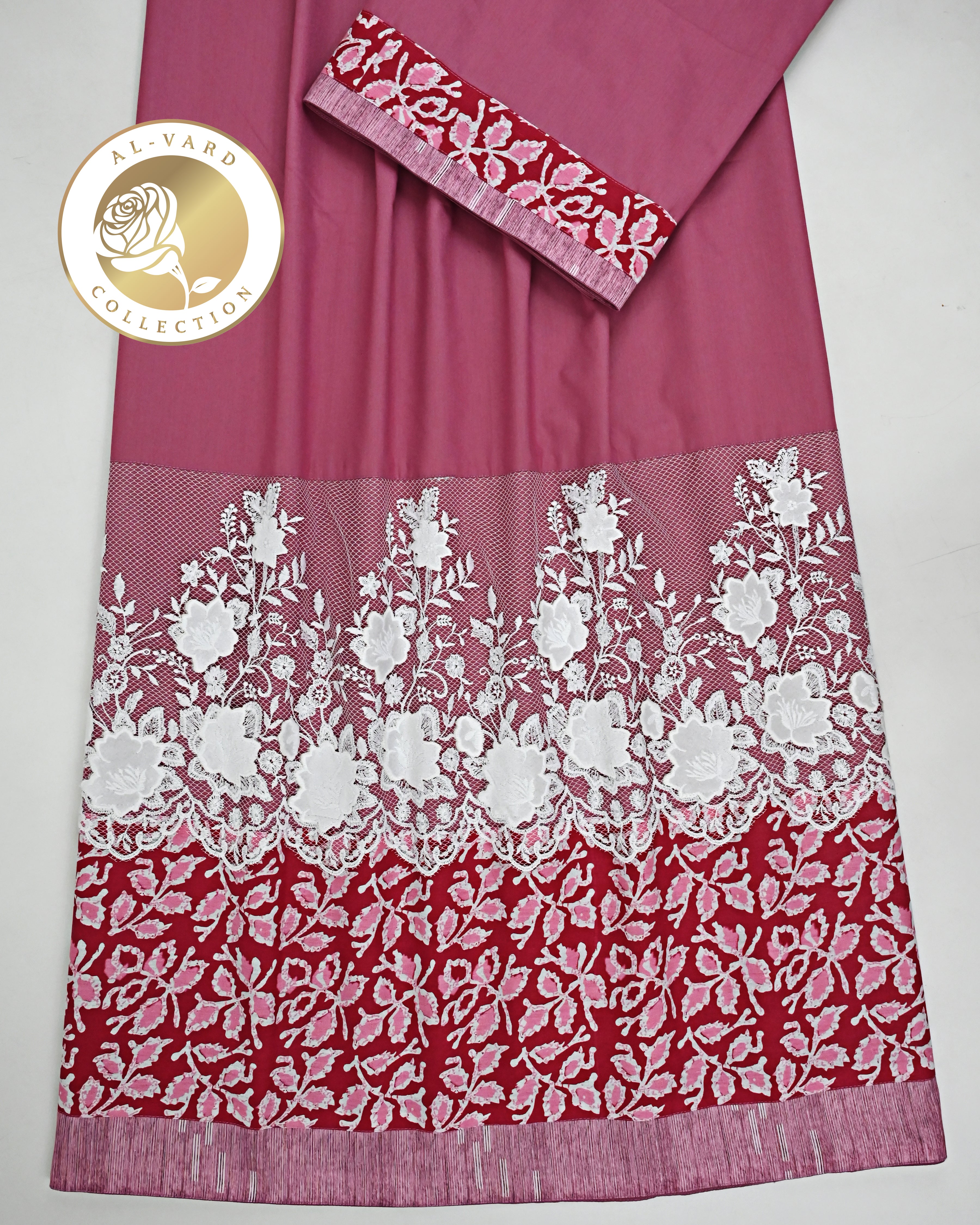 Rosewood Rida With Smart Floral White Lace & Smart Batik Print Rida