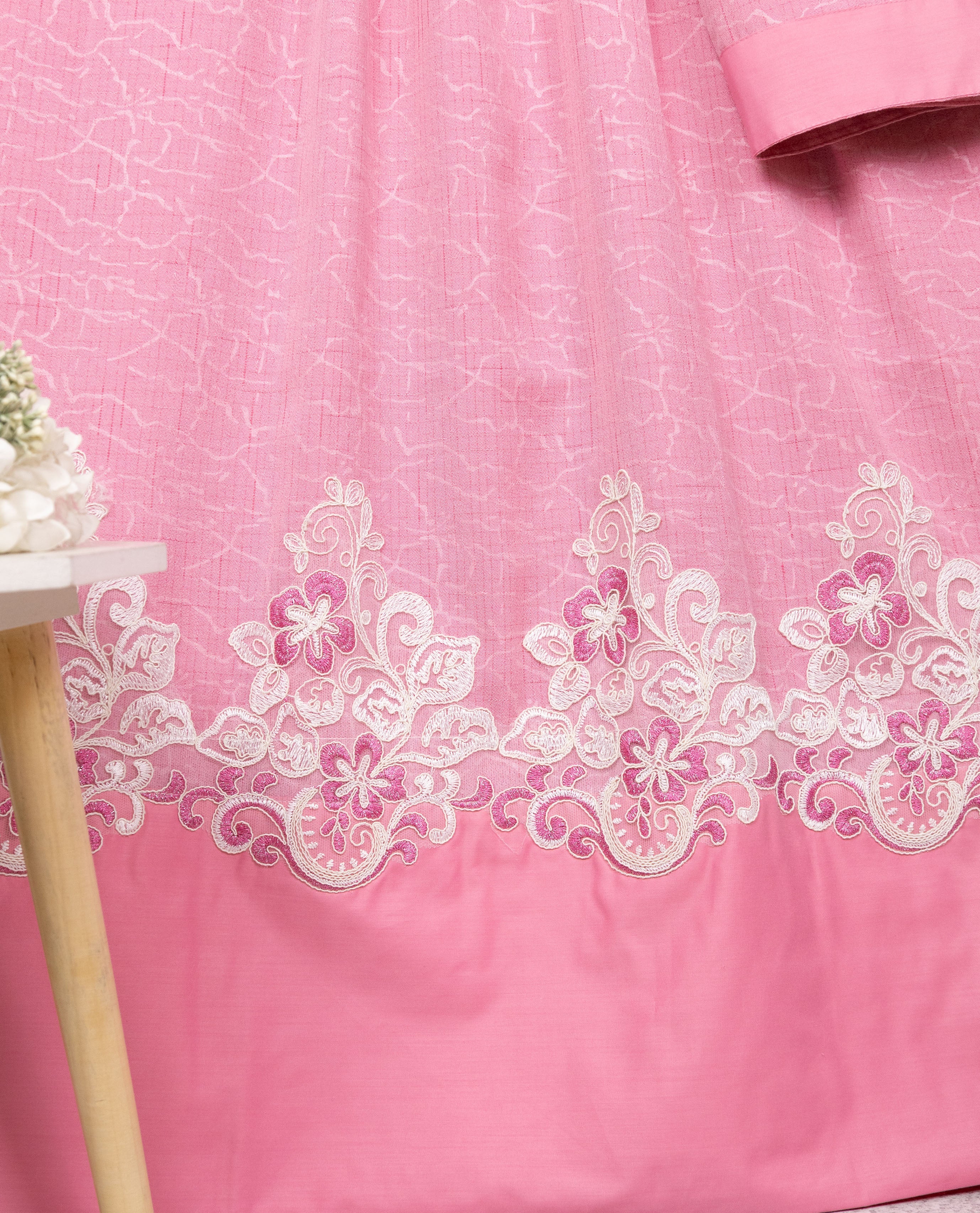 Bubblegum Pink Rida With Smart Floral Lace & Plain Panel