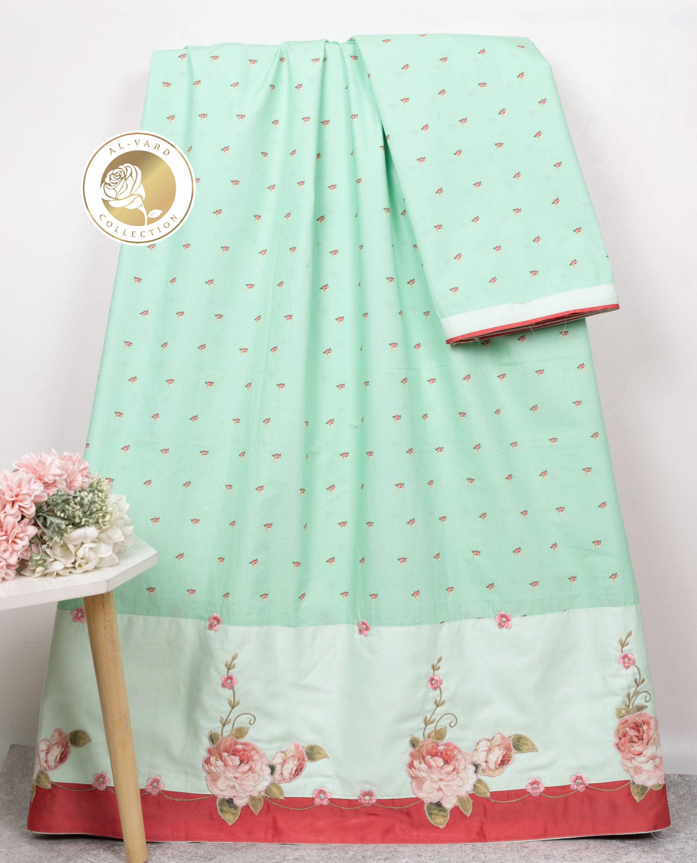 Mint Rida Mini Floral Printed Rida With Smart Floral Applique All Over Work
