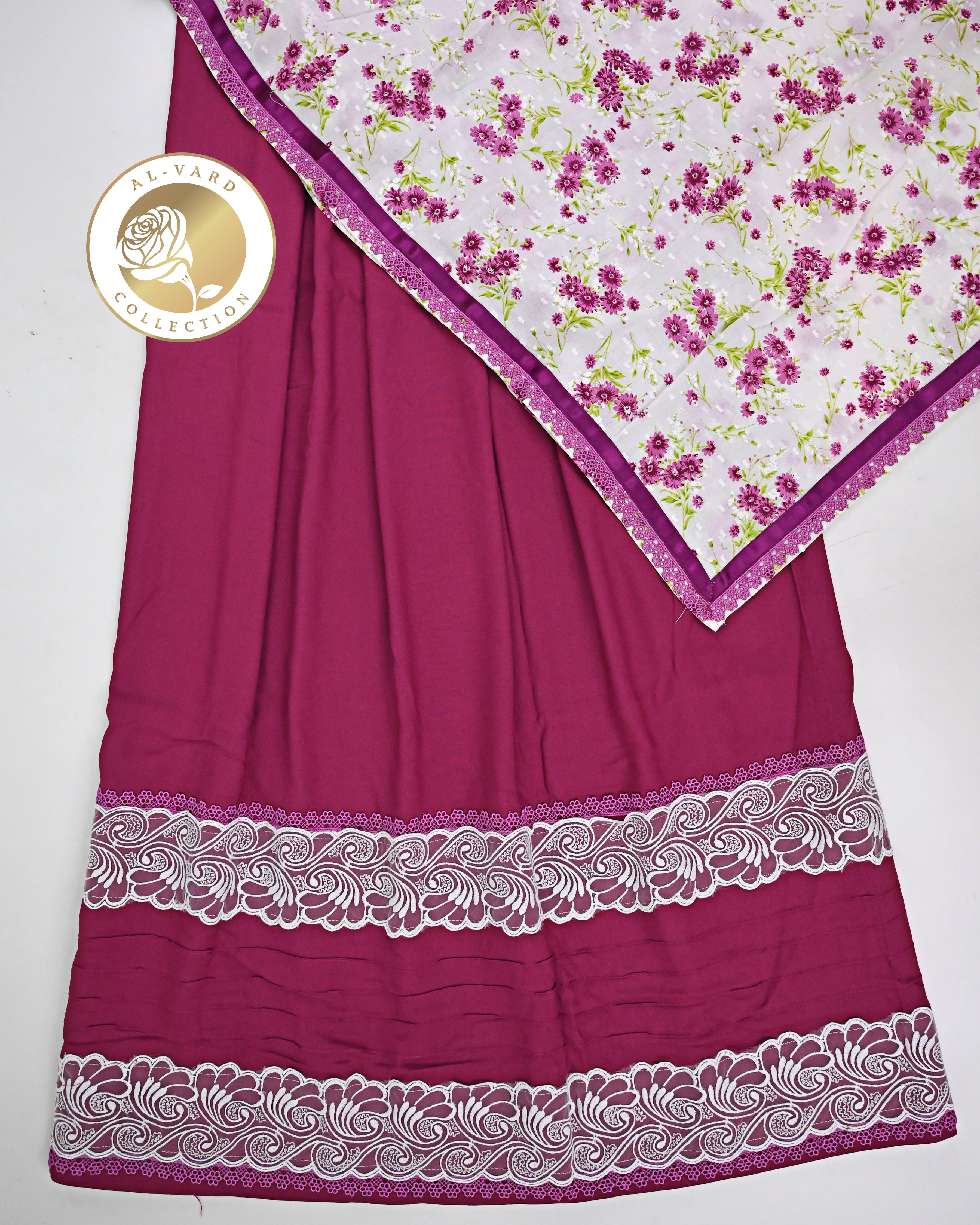 Dark Magenta Jodi With Smart White Floral Lace & Floral Printed Dupatta