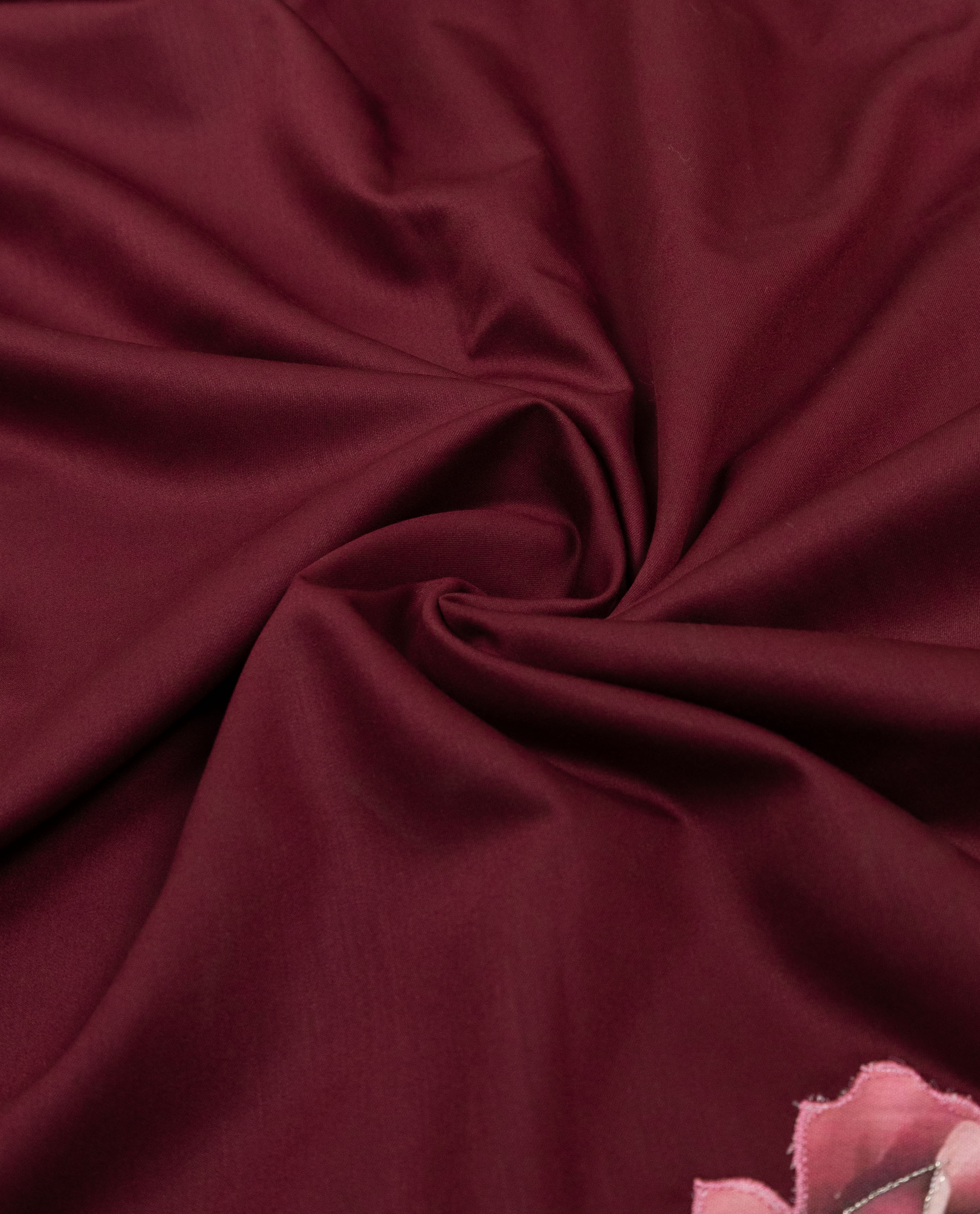 Maroon Rida With Tri Color Panel & Beautiful Floral Applique Embroidery All Over Mini Flower