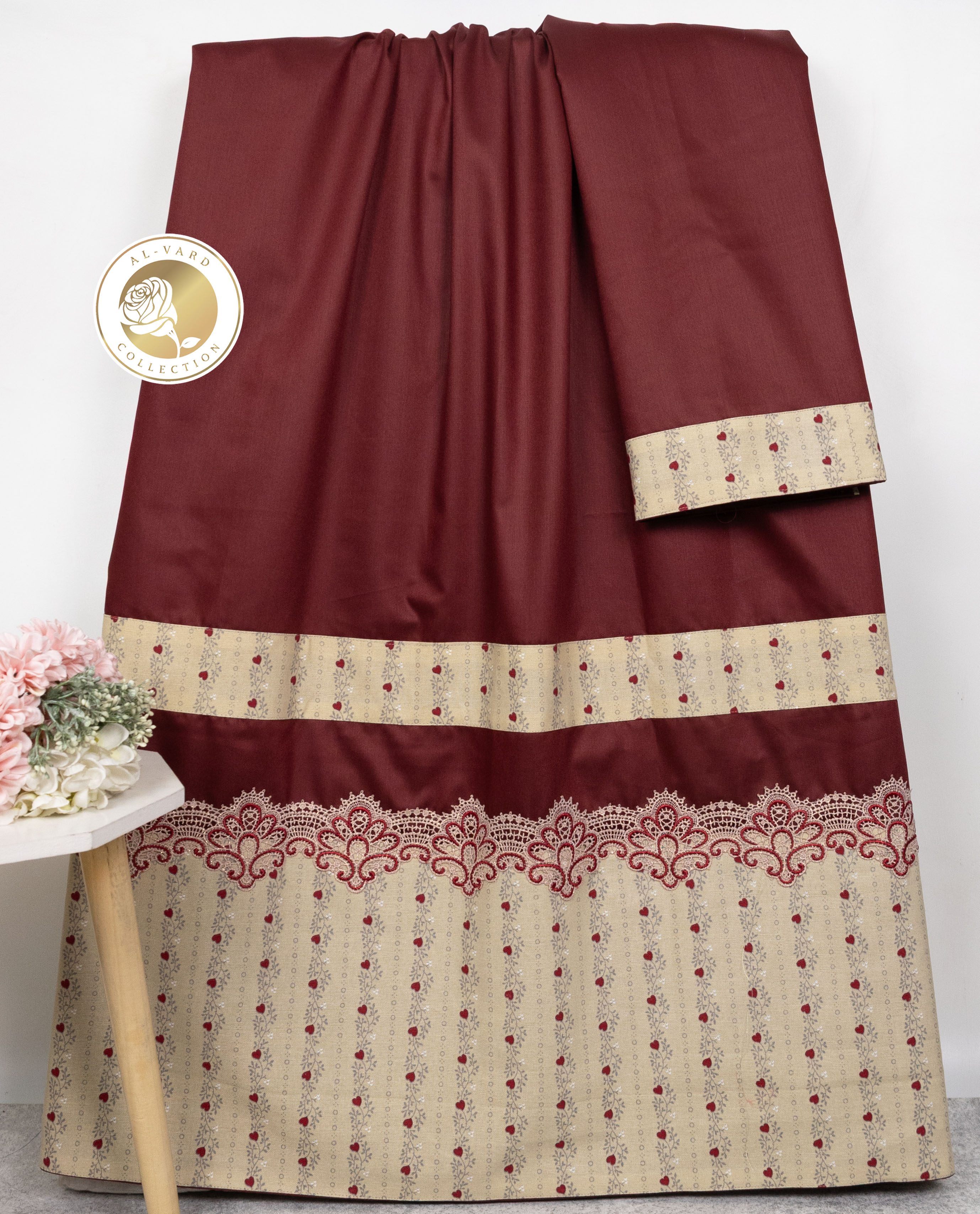 Deep Maroon Rida With Smart & Heavy Look Panel Floral Lace
