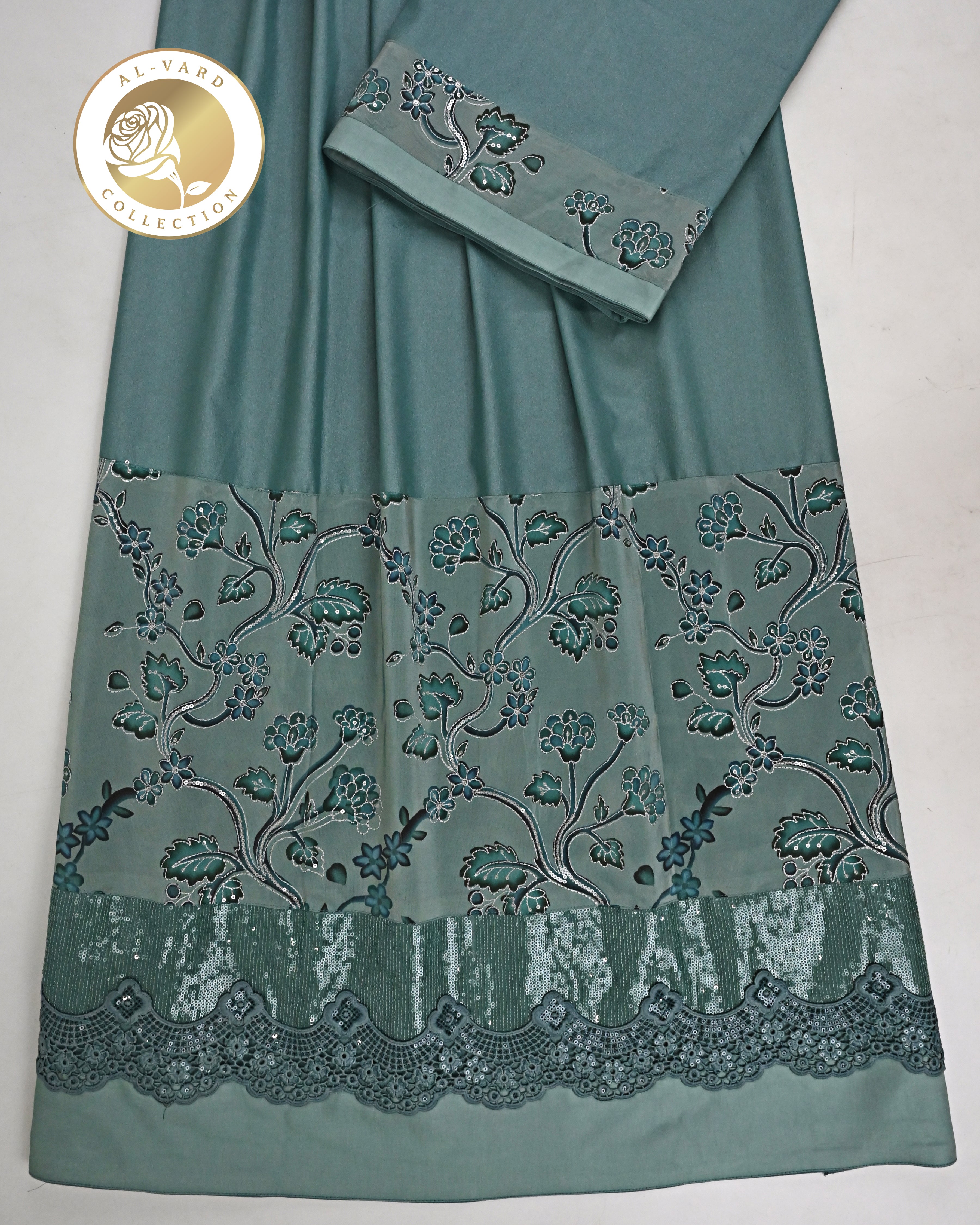 Eucalyptus Green Rida With Smart Floral Panel & Smart Shining Tikri Lacing