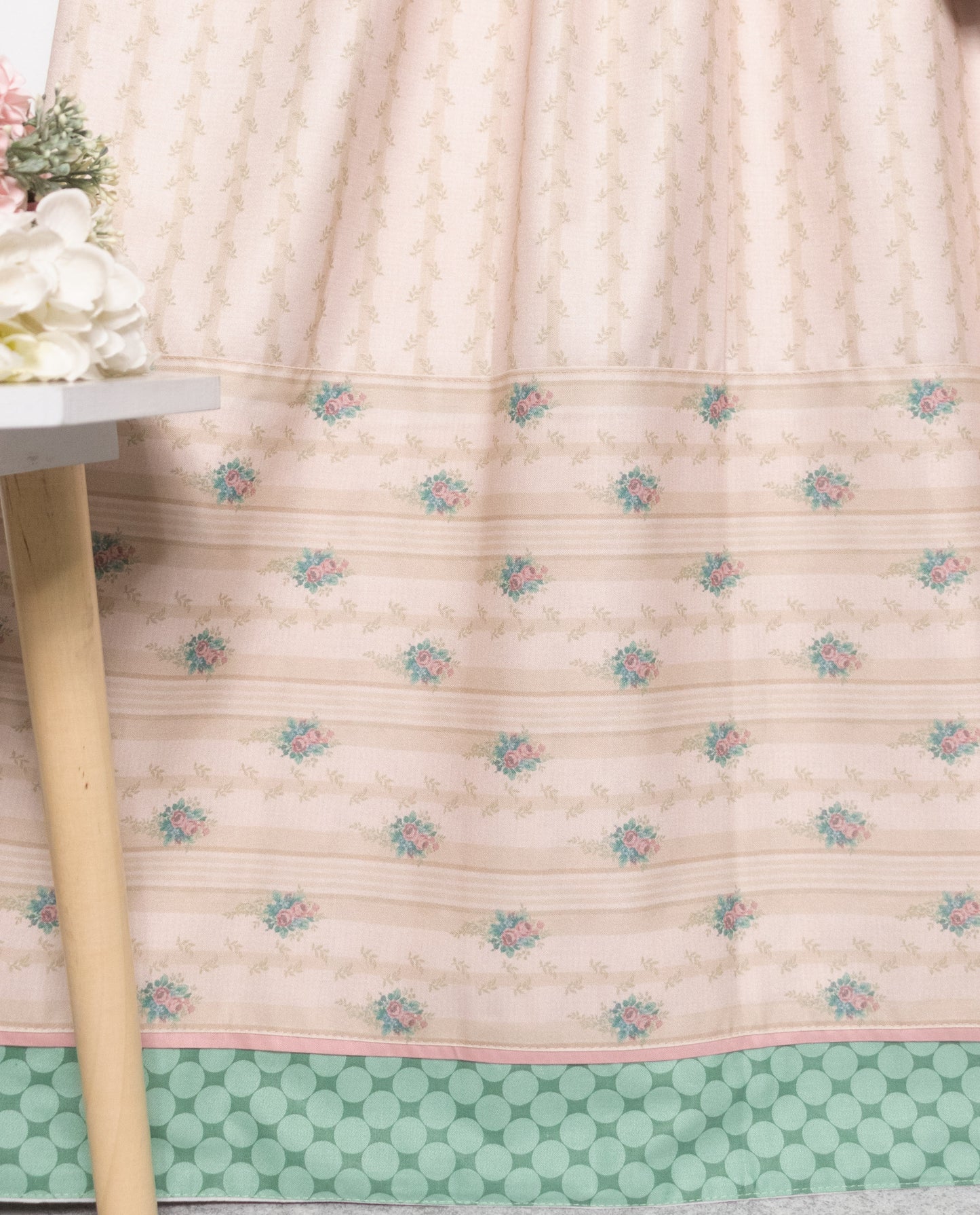 Alvard Beige Rida With Smart Printed Panel