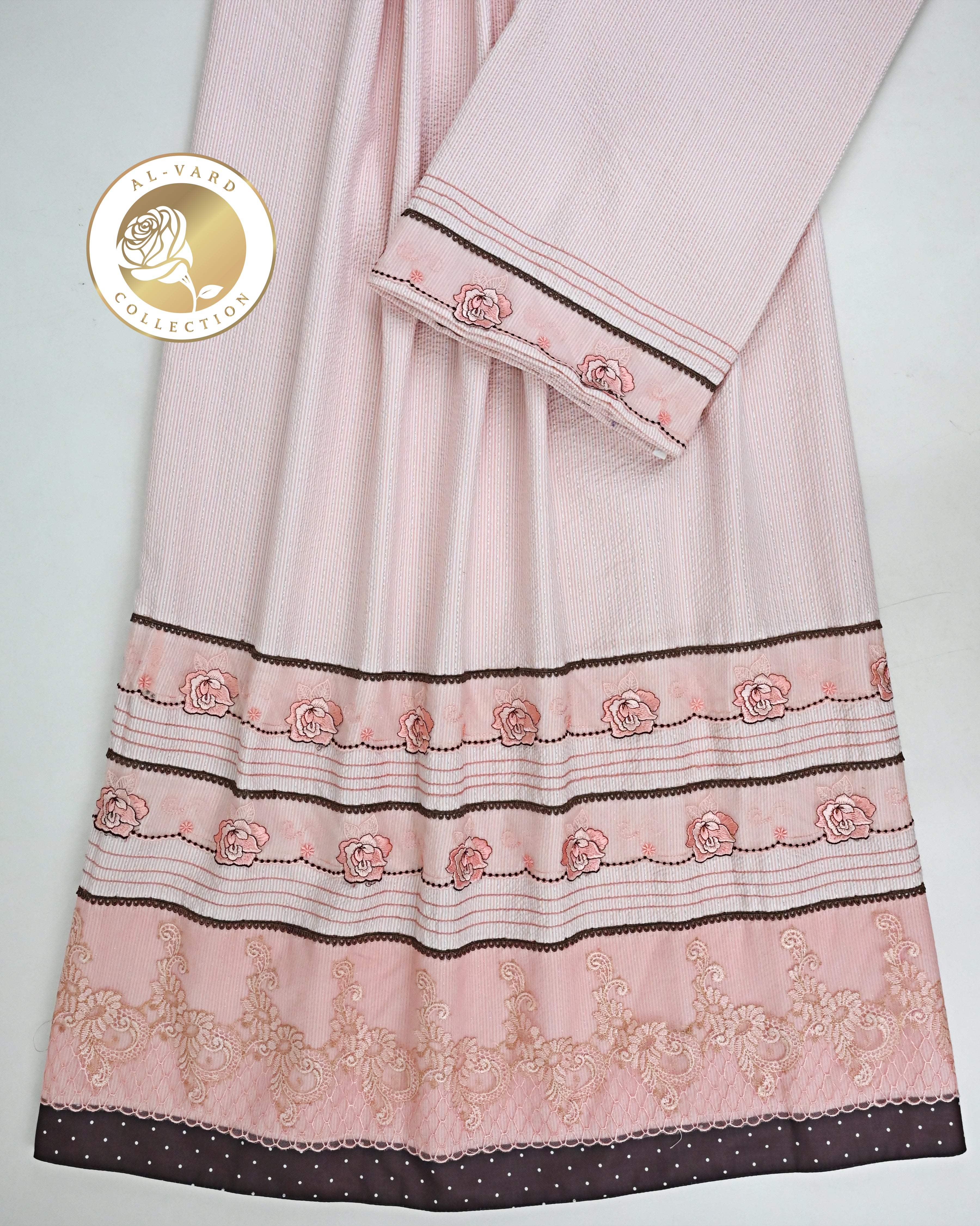 Salmon Pink Seersucker Rida With Floral Design Lace & Anchor Pattern