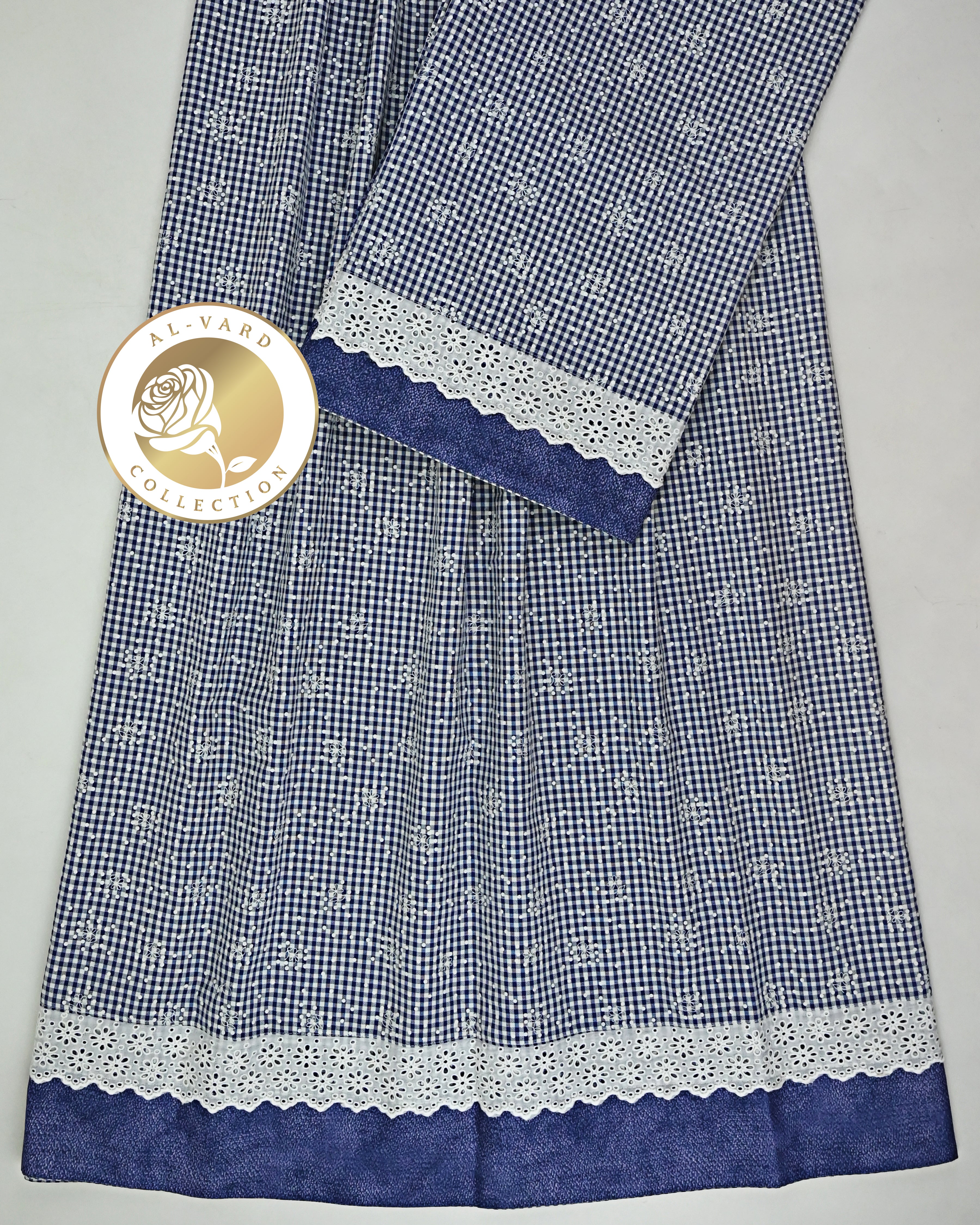 Navy Blue White Dots Checks Rida With Smart Lace & Dark Panel