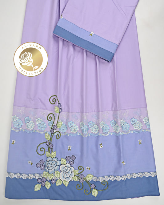 Lavender Rida With Smart Panel Floral Design Lace & Floral Work