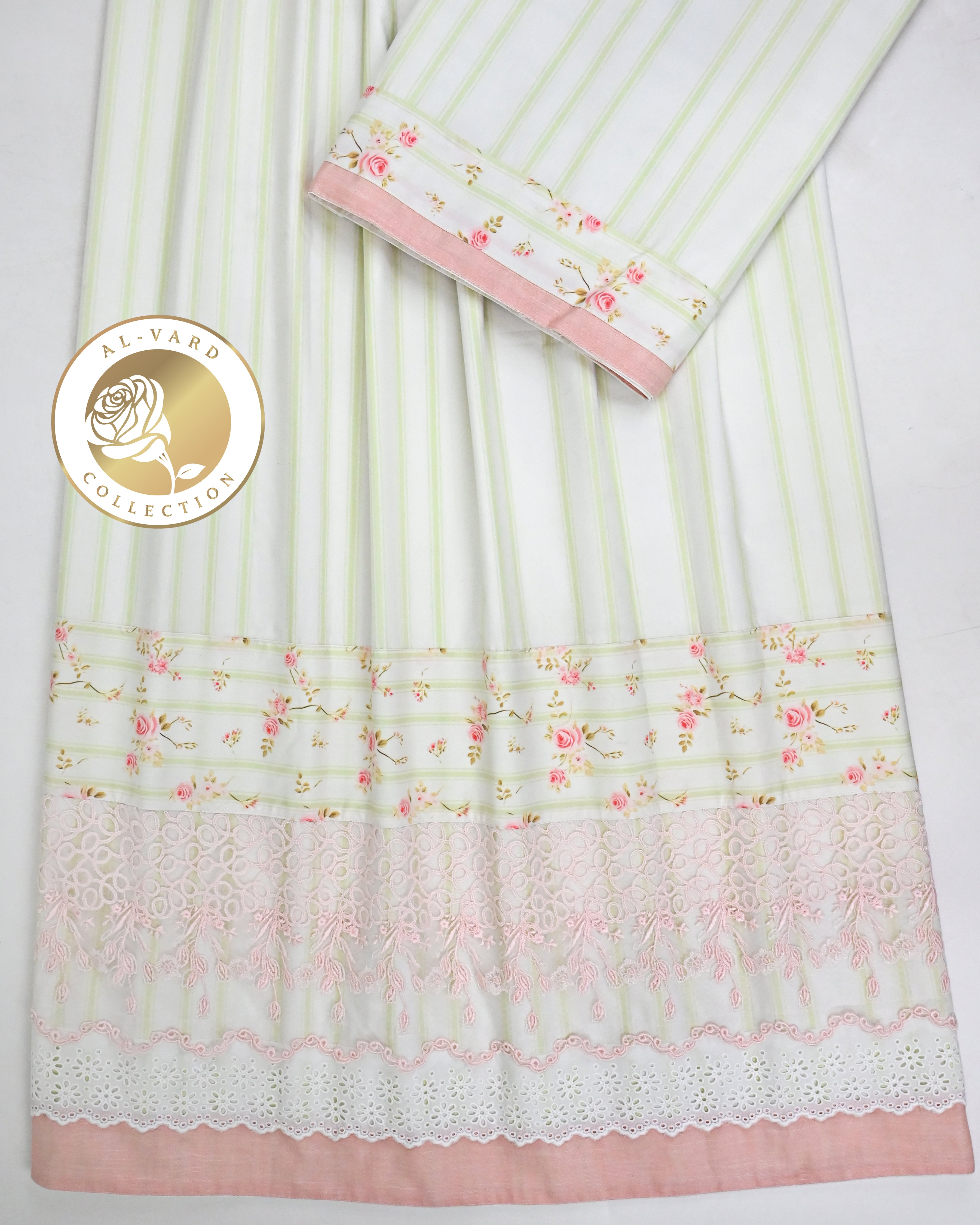 Cream Base Citron Green Lining Rida With Smart Floral Print Panel & Smart Lace