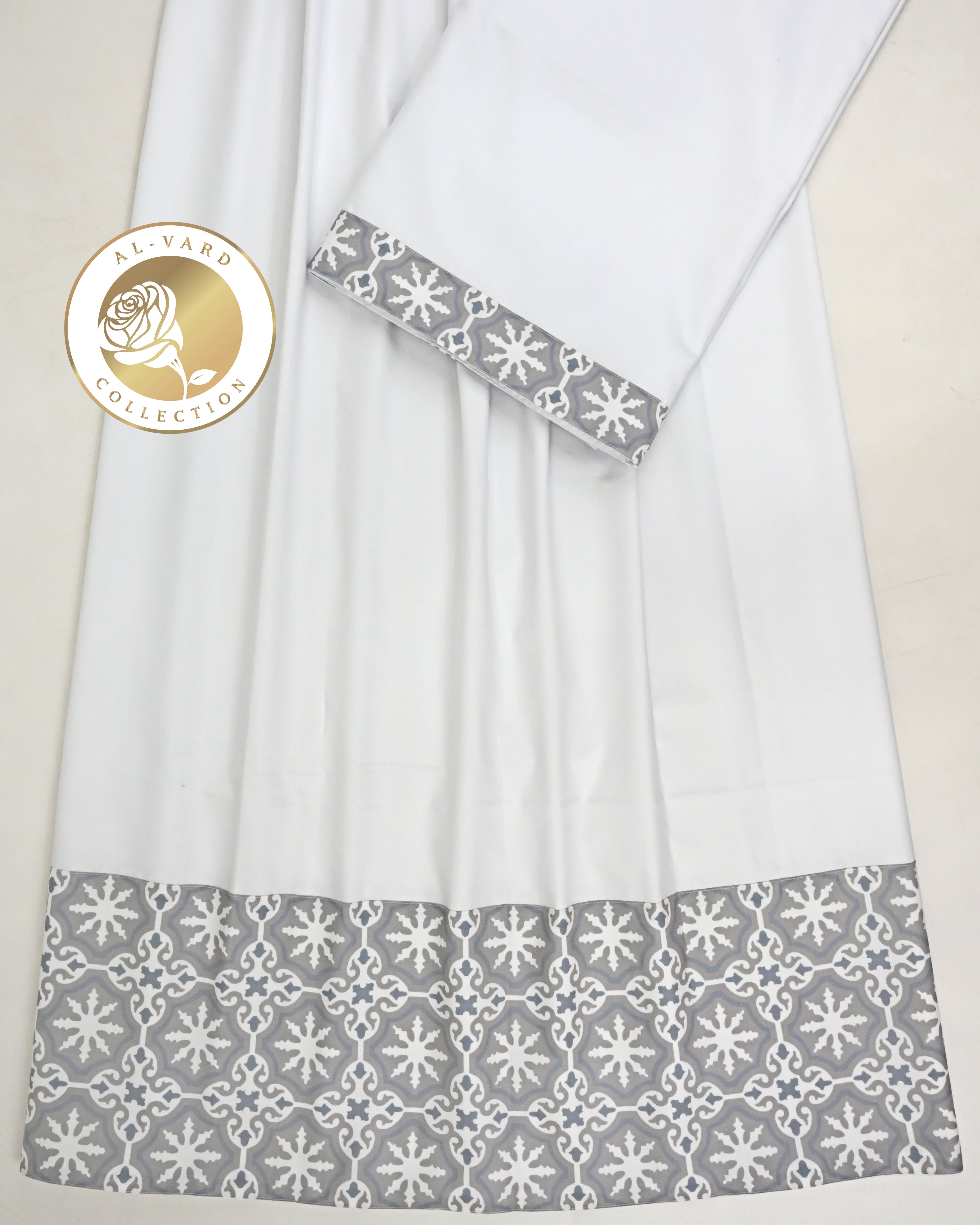 Milky White Ohbat Rida With Smart Design Panel-900/-
