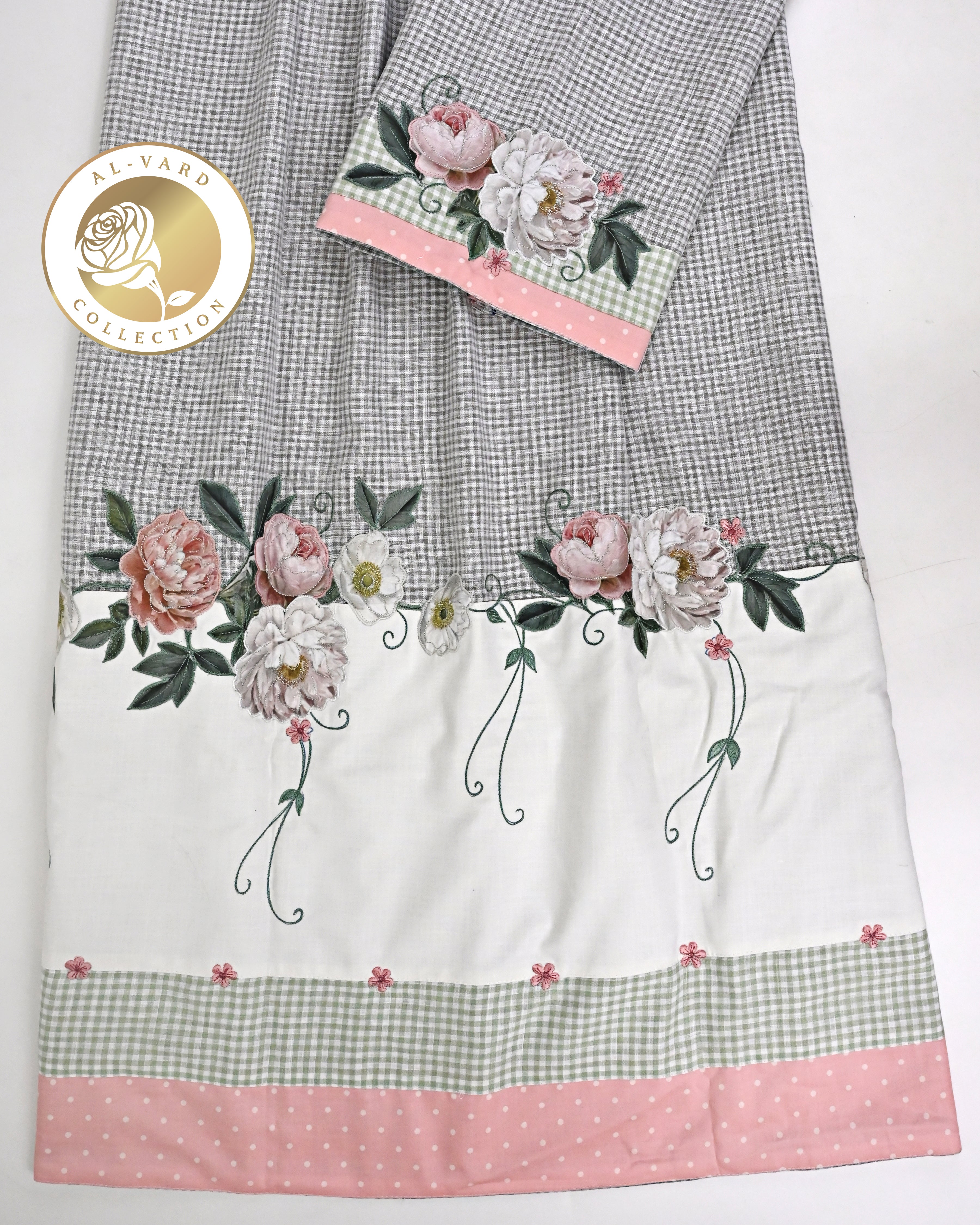 Greyish Brown White Checks Rida With Smart Floral Applique Work & Smart Panel-3600/-