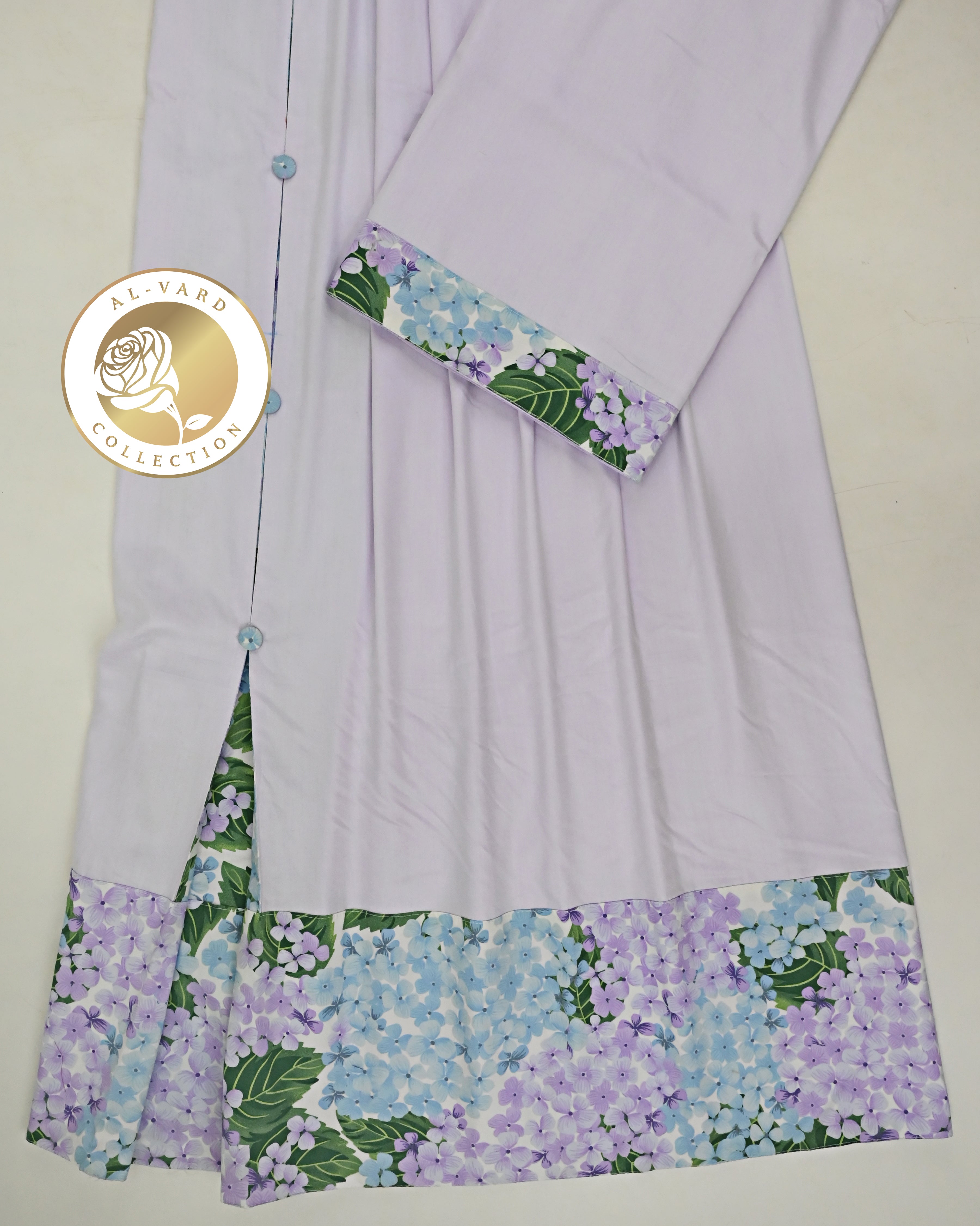 Lilac Rida With Smart Floral Panel & Fancy Button Pattern-1250/-