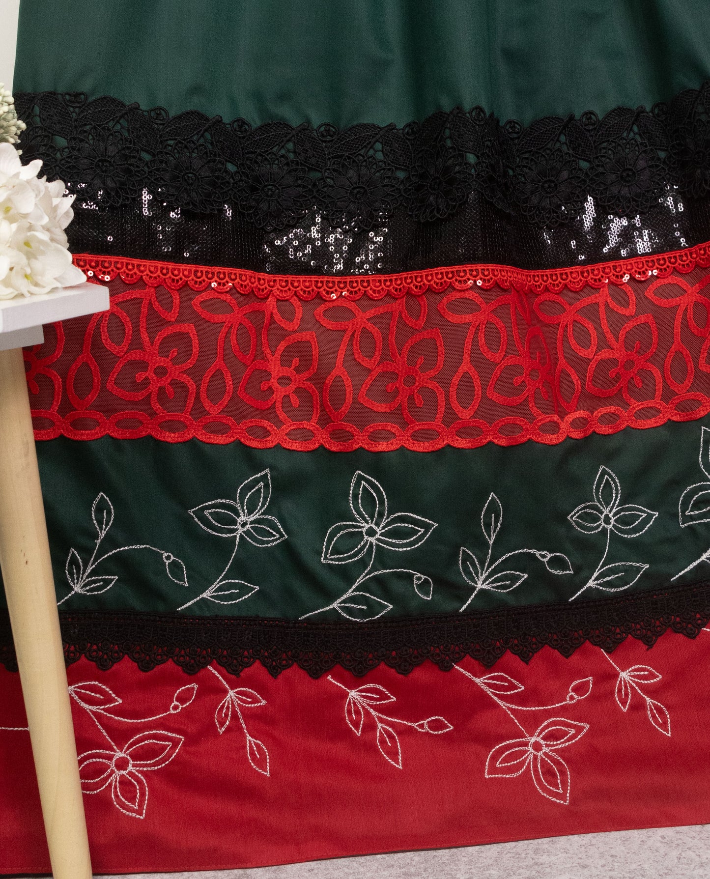 Dark Green Rida With Red Black Lace & Embroidery Work