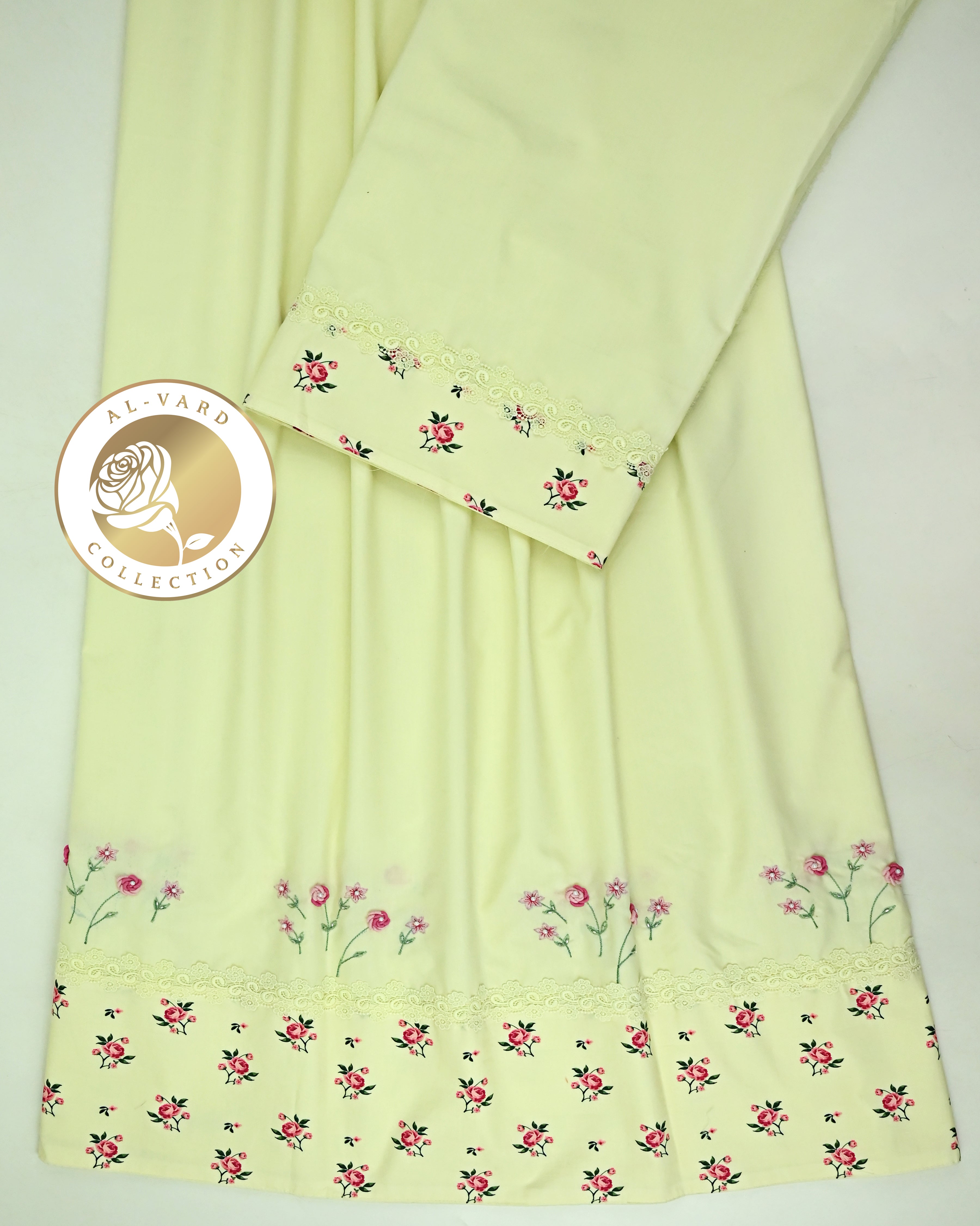 Pale Lime Green Rida With  Smart Rose Printed Panel & All Over Bullion Work