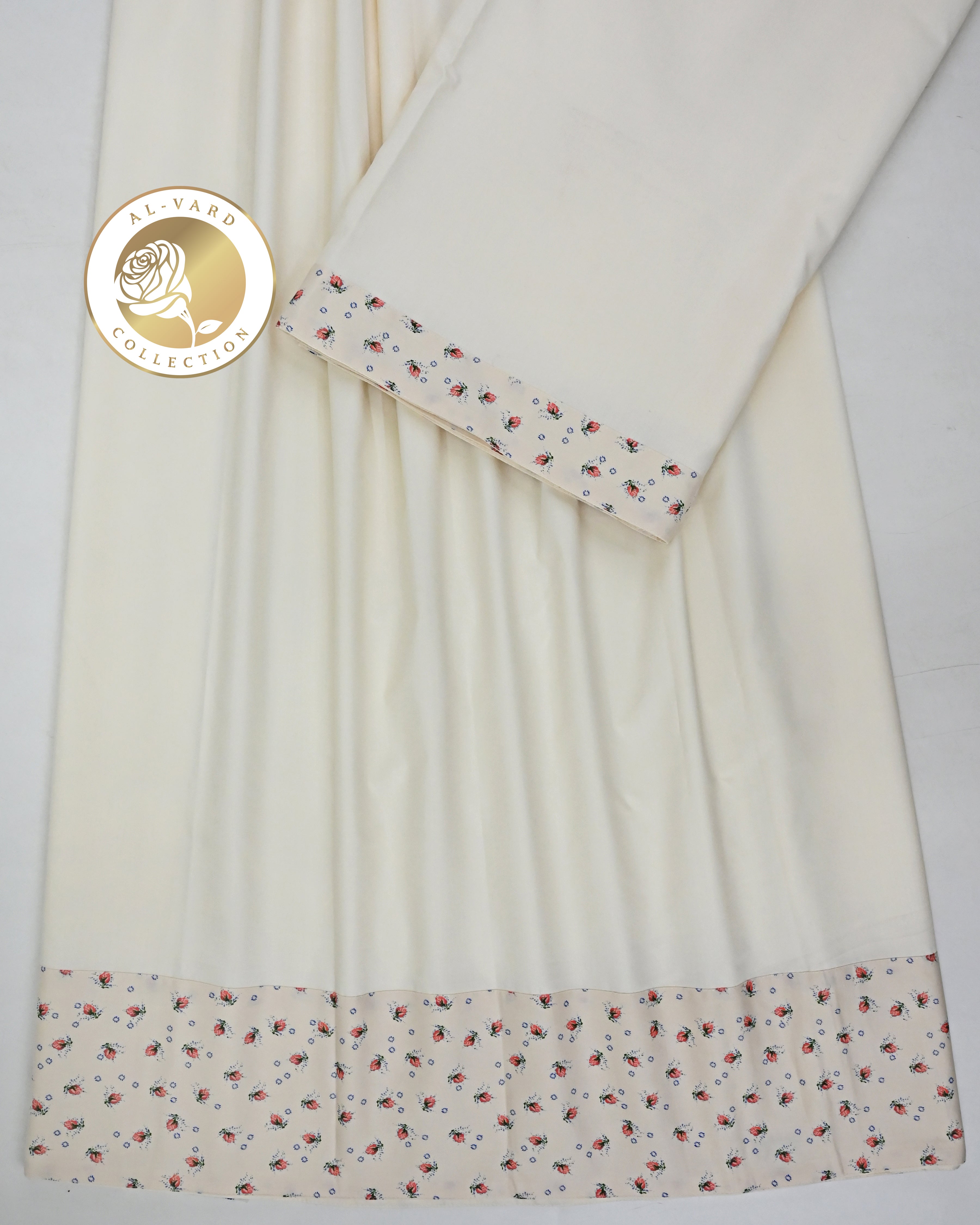 Ivory Ohbat Rida With Smart Floral Panel