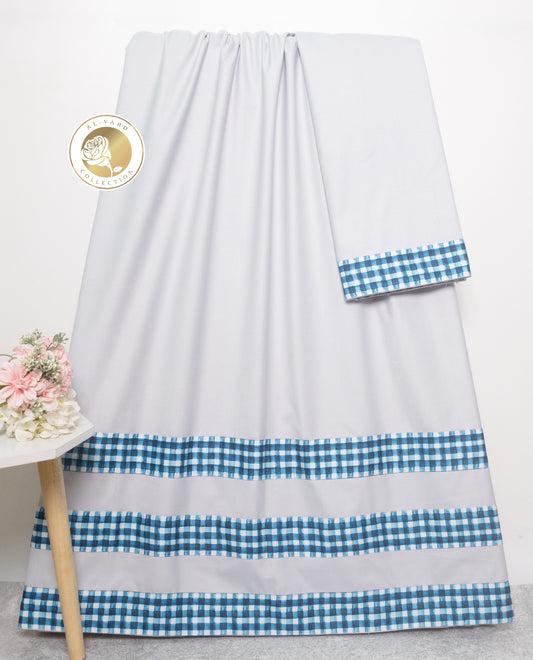 White Ohbat Rida With Turquoise Blue Checks Panel & Patta