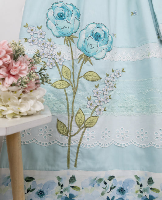 Mint Green Rida With Smart Floral Panel Lace & Smart Floral Applique Work