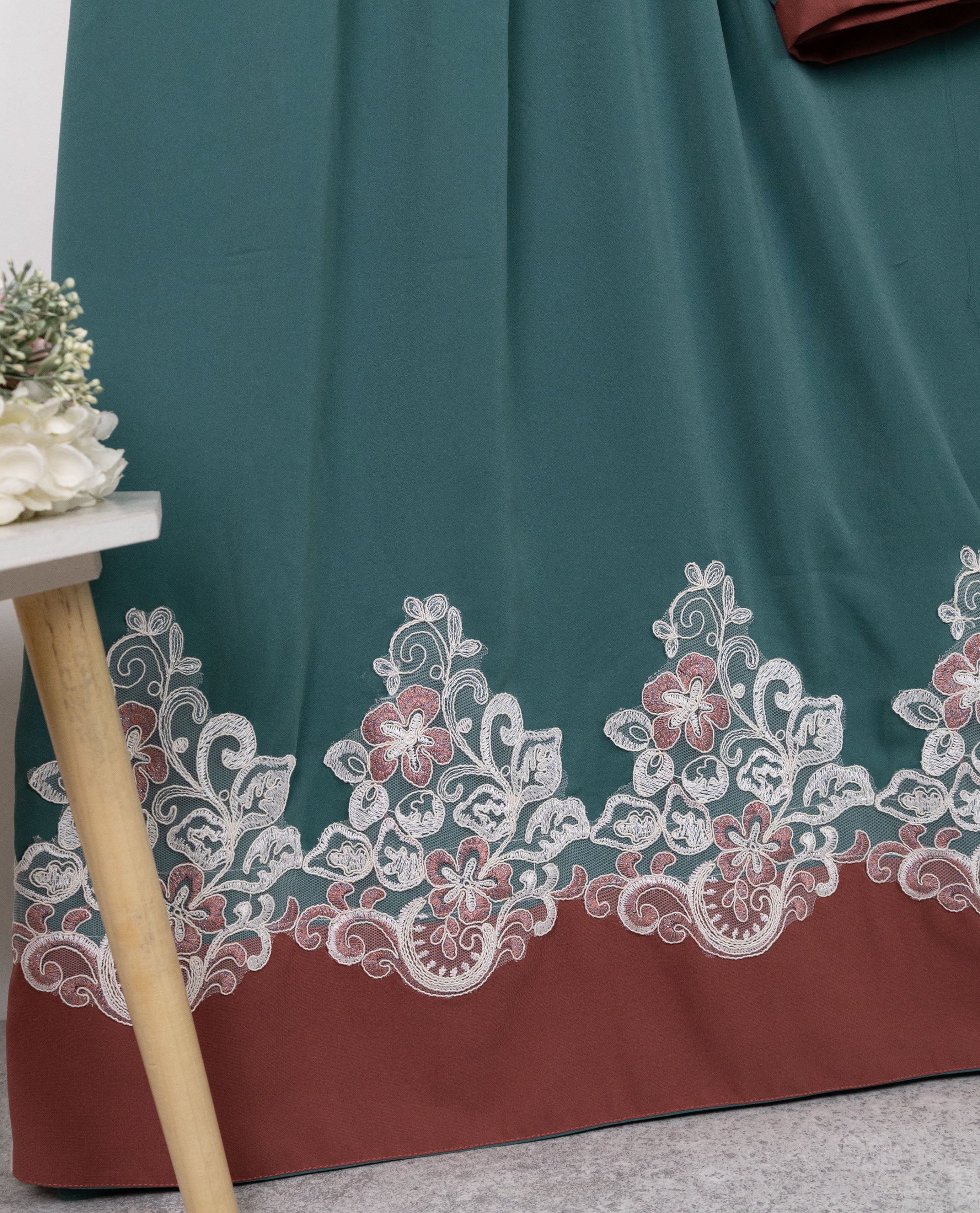 Bottle Green Abaya Rida With Dark Maroon Abaya Panel & Smart White Lacing