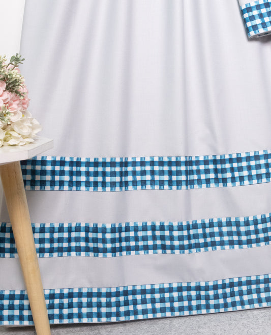White Ohbat Rida With Turquoise Blue Checks Panel & Patta