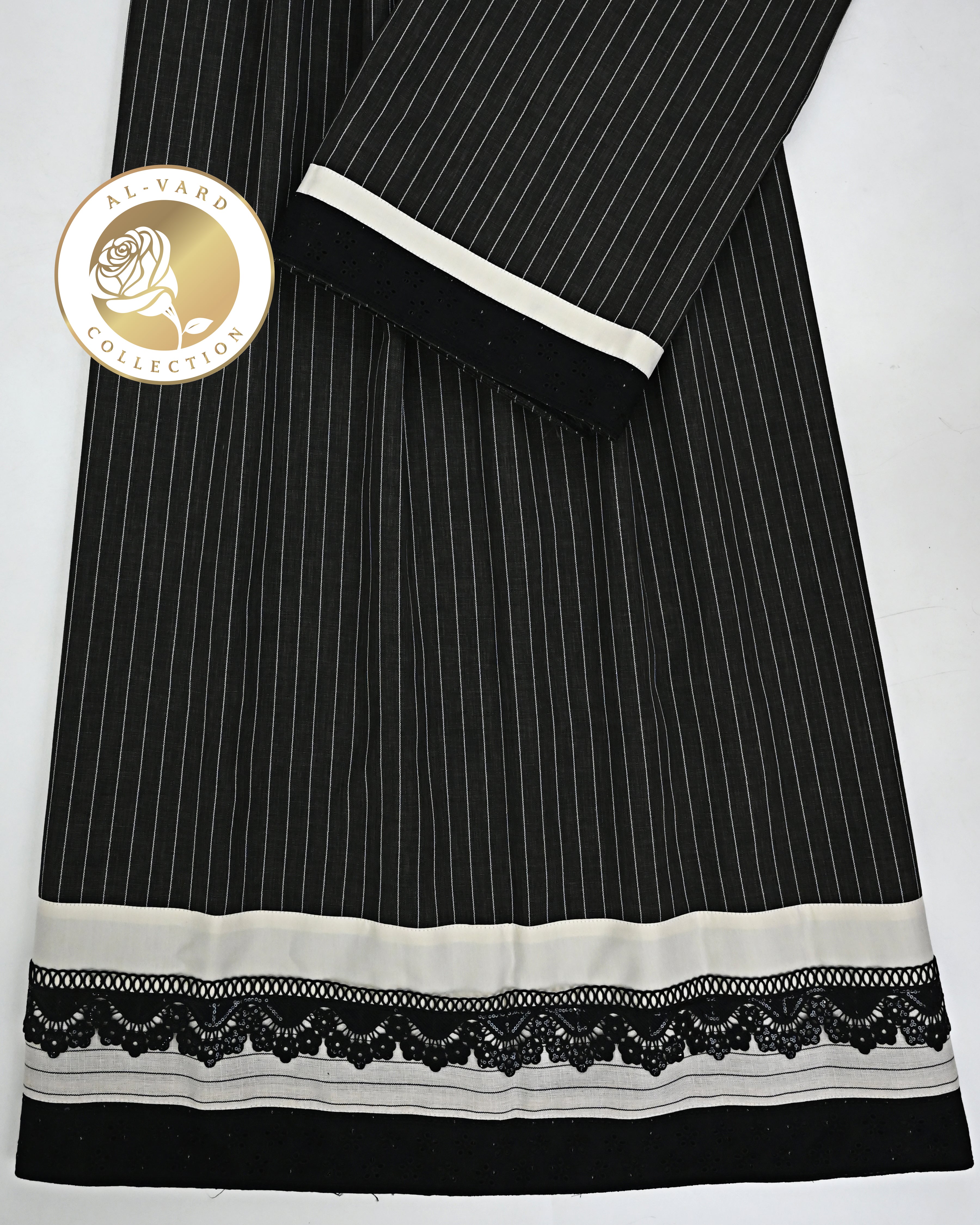 Charcoal Black White LIning Rida With Smart Black Lace & Cream Panel