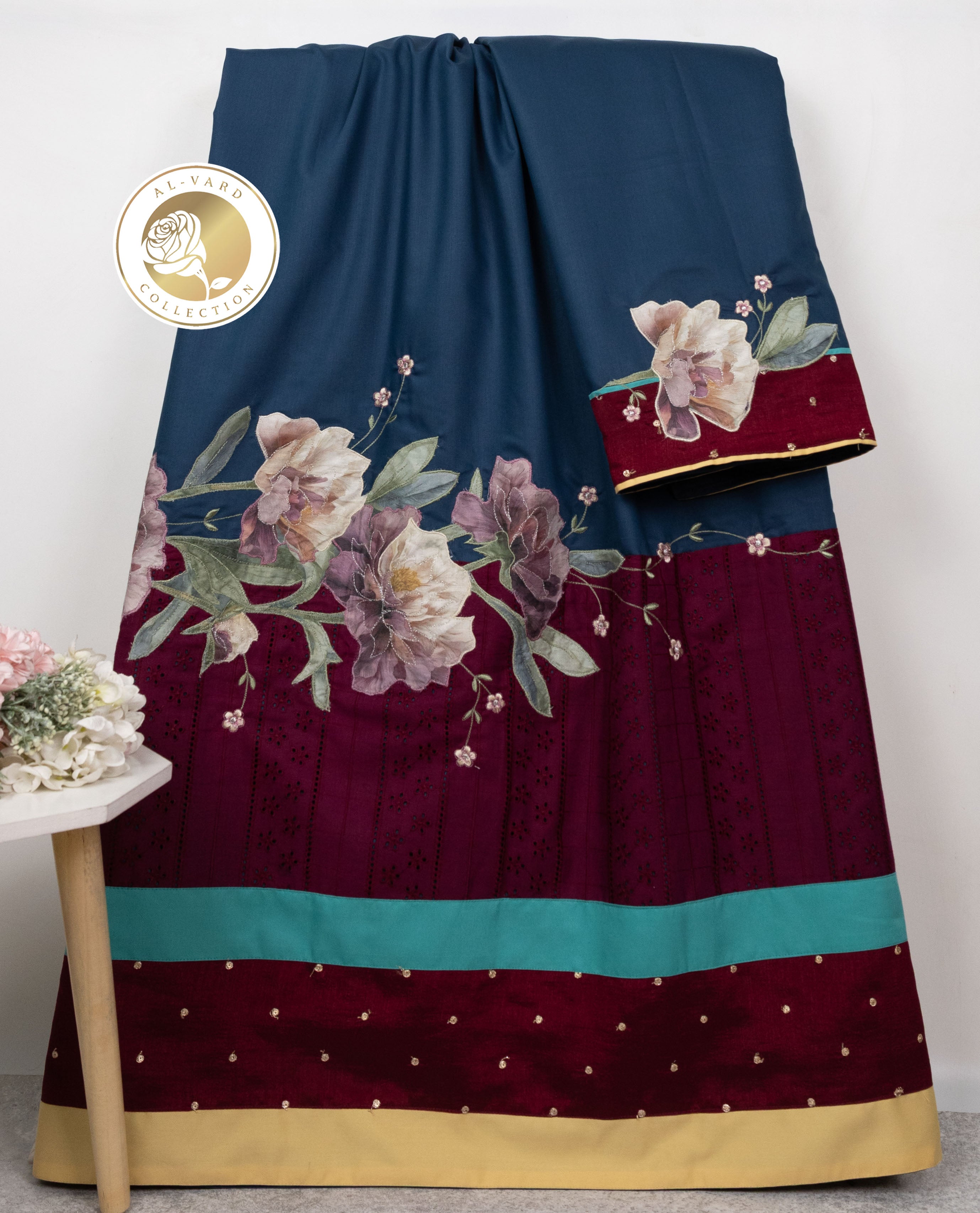 Dark Navy Blue Rida With Maroon Hakoba Belt Floral Applique & Smart Dark Panel