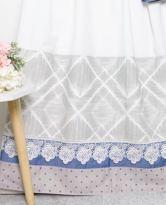 White Rida With Light Grey White Printed Panel & Smart Lace