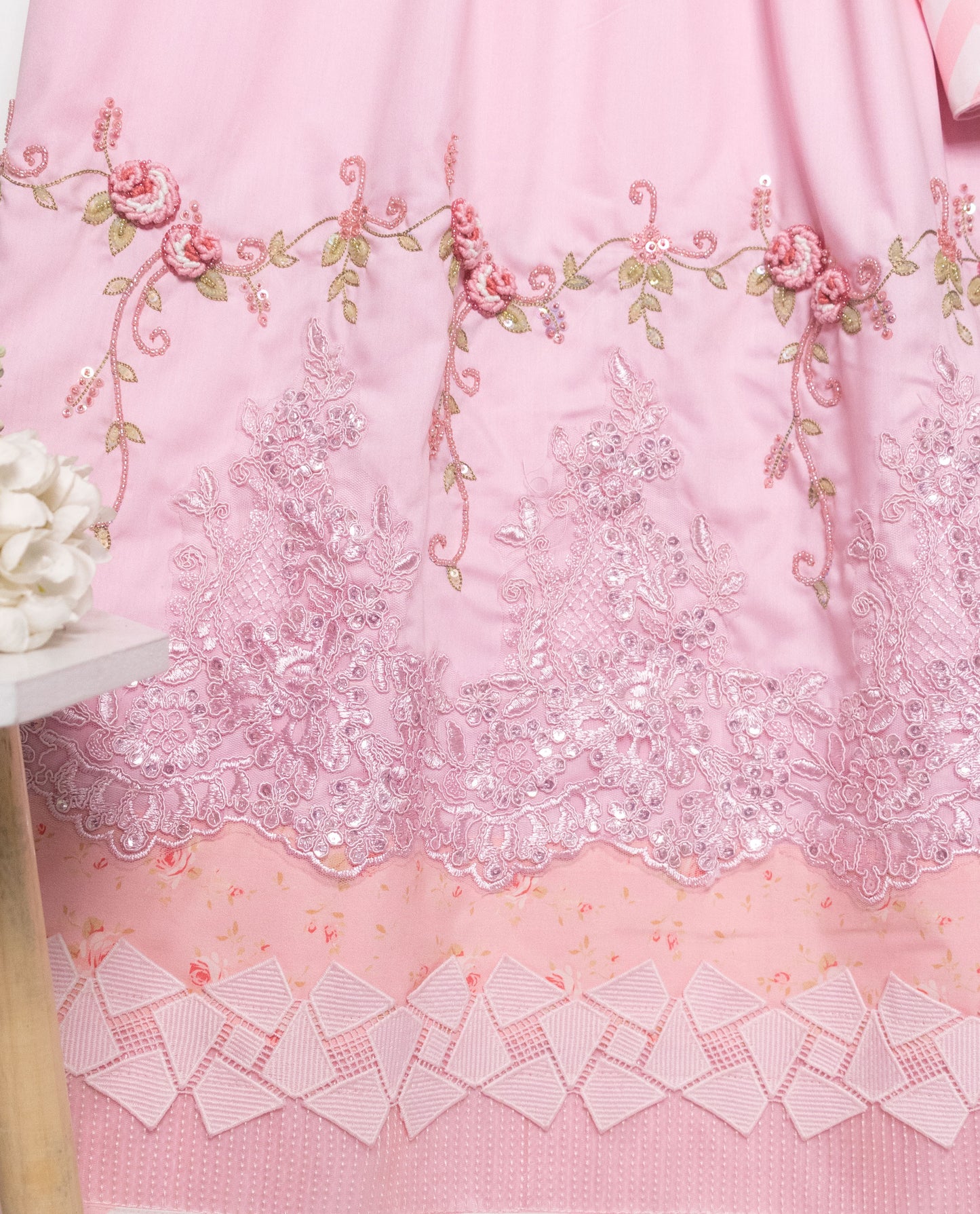 Baby Pink Rida With Sequence Lace Chevron Panel & Floral Aari Work
