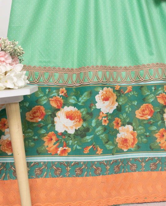 Green Rida With Smart Floral Print Panel & Lace
