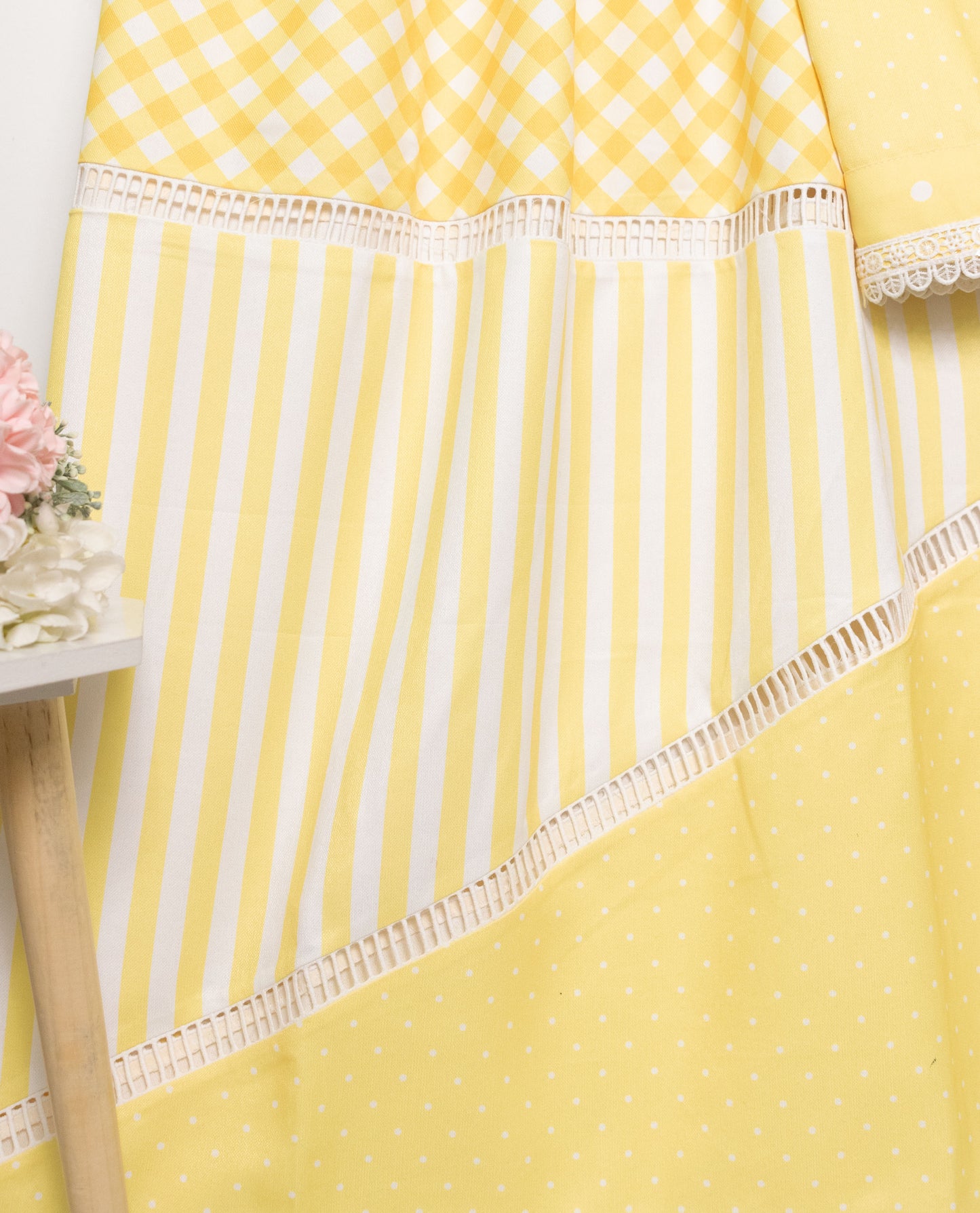Mango Yellow Rida With Fancy Pattern & Lacing