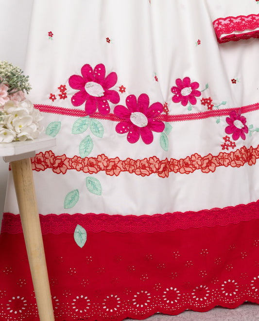 Snow White Rida With Red Hakoba Lace Floral Lace & Floral Leafy Work