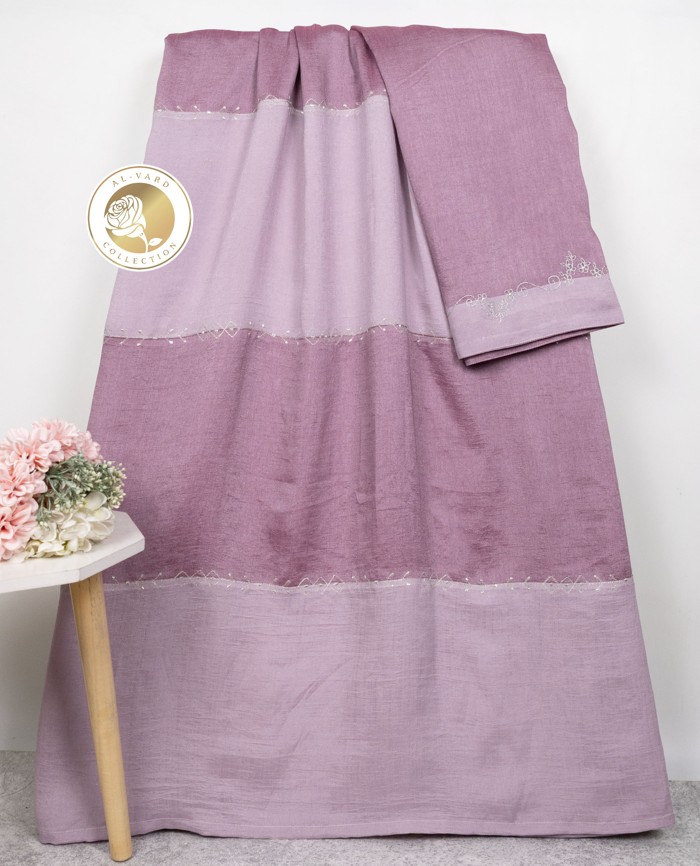 Light Dark Mauve Shade 90 grm Silk Rida With Smart Floral Border