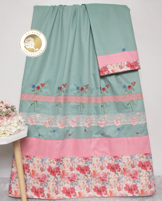 Pista Green Rida With Smart Floral Panel Lace & Floral Embr Work