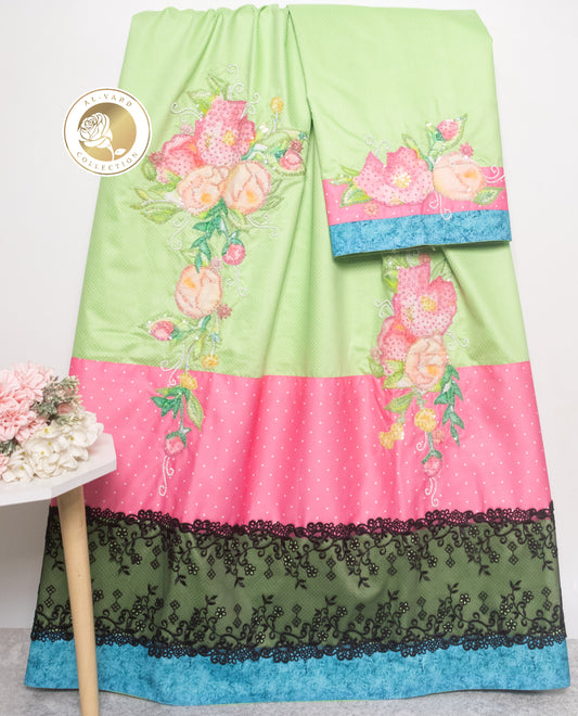 Fern Green Rida With Smart Tricolor Panel & Smart Black Lace-3550/-