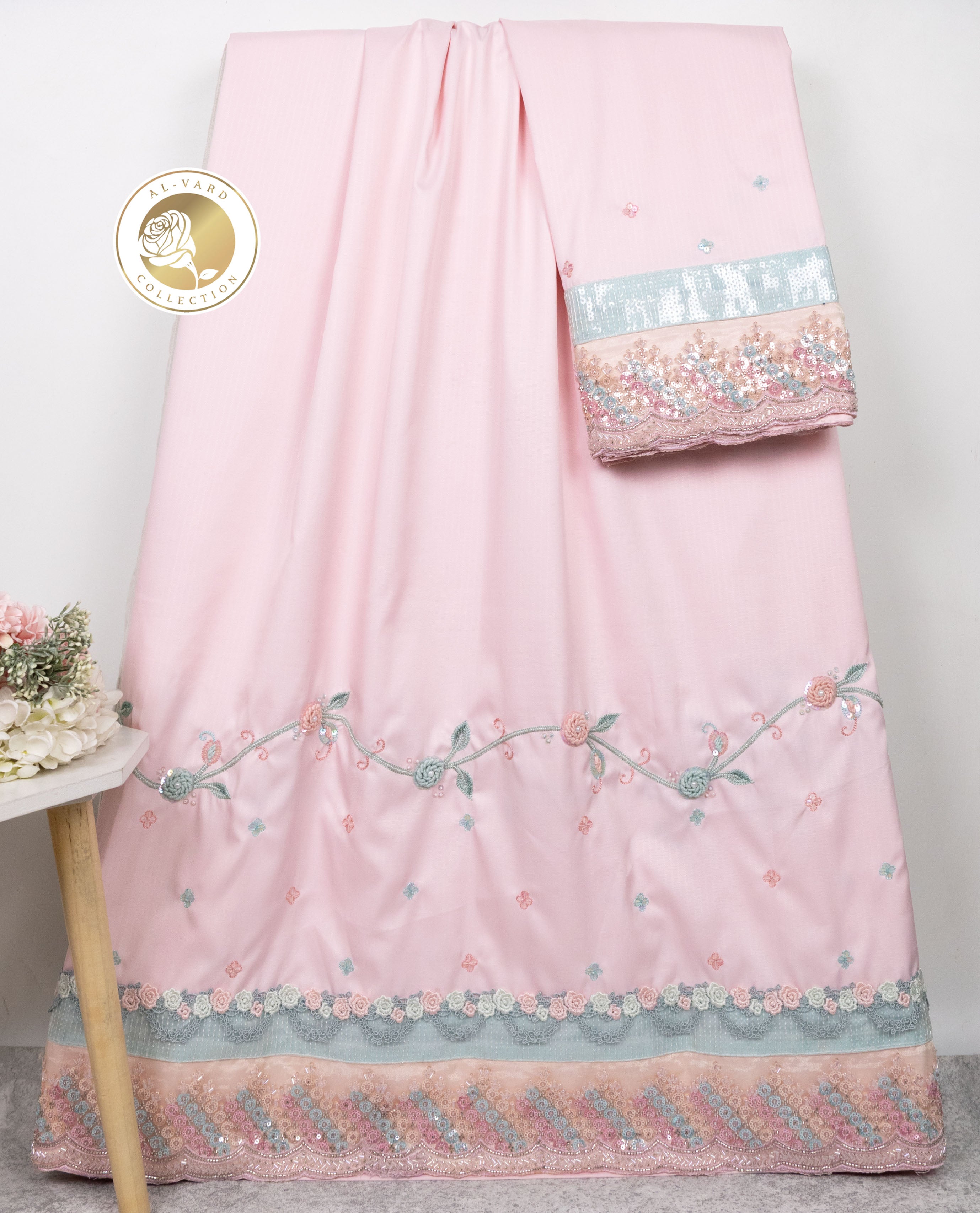 Baby Pink Rida With Smart Aari Work Border & Heavy Look Shining Lace
