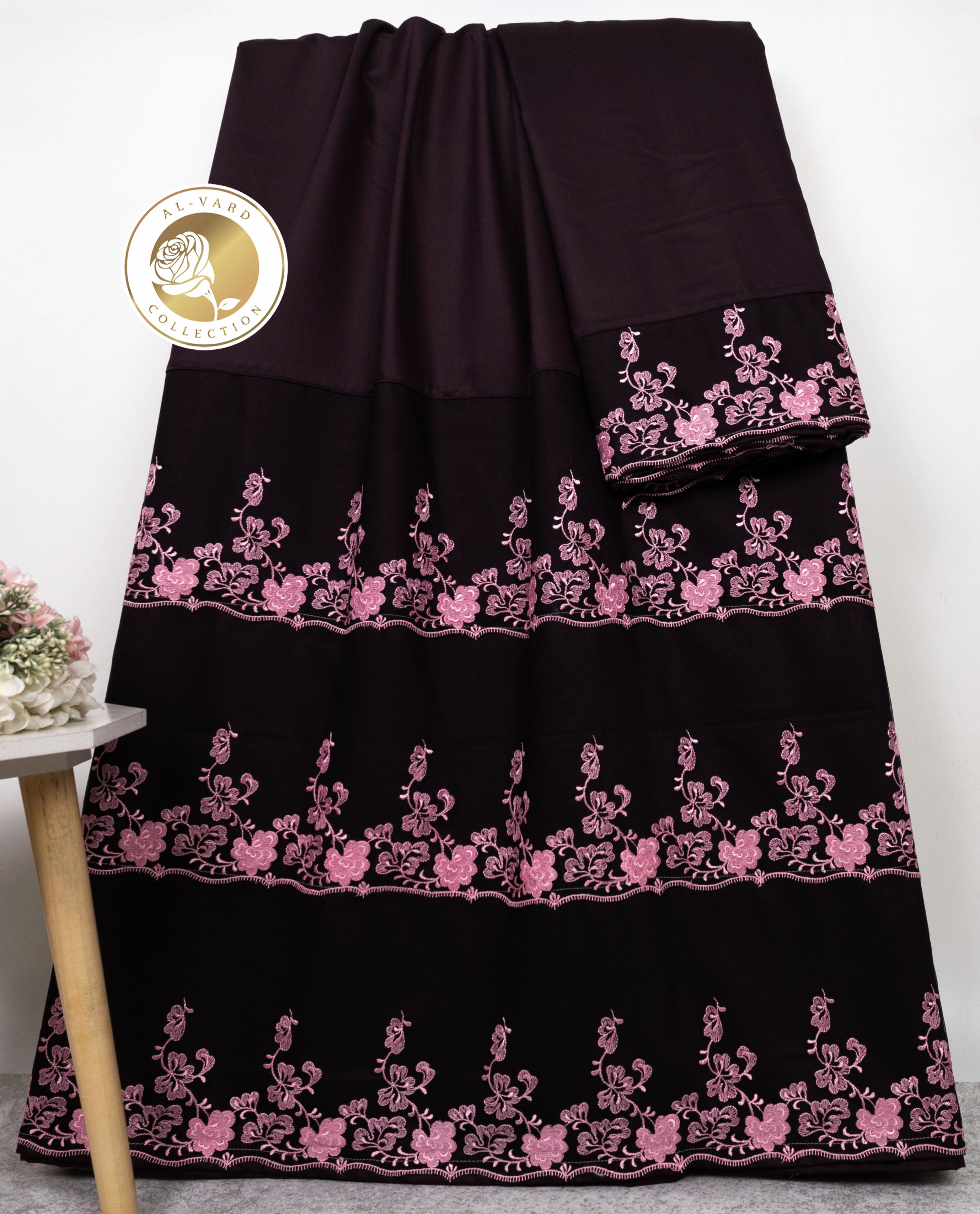 Dark Burgundy Rida With Smart Light Pink Floral Lace & Smart Look