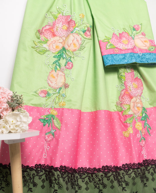 Fern Green Rida With Smart Tricolor Panel & Smart Black Lace-3550/-